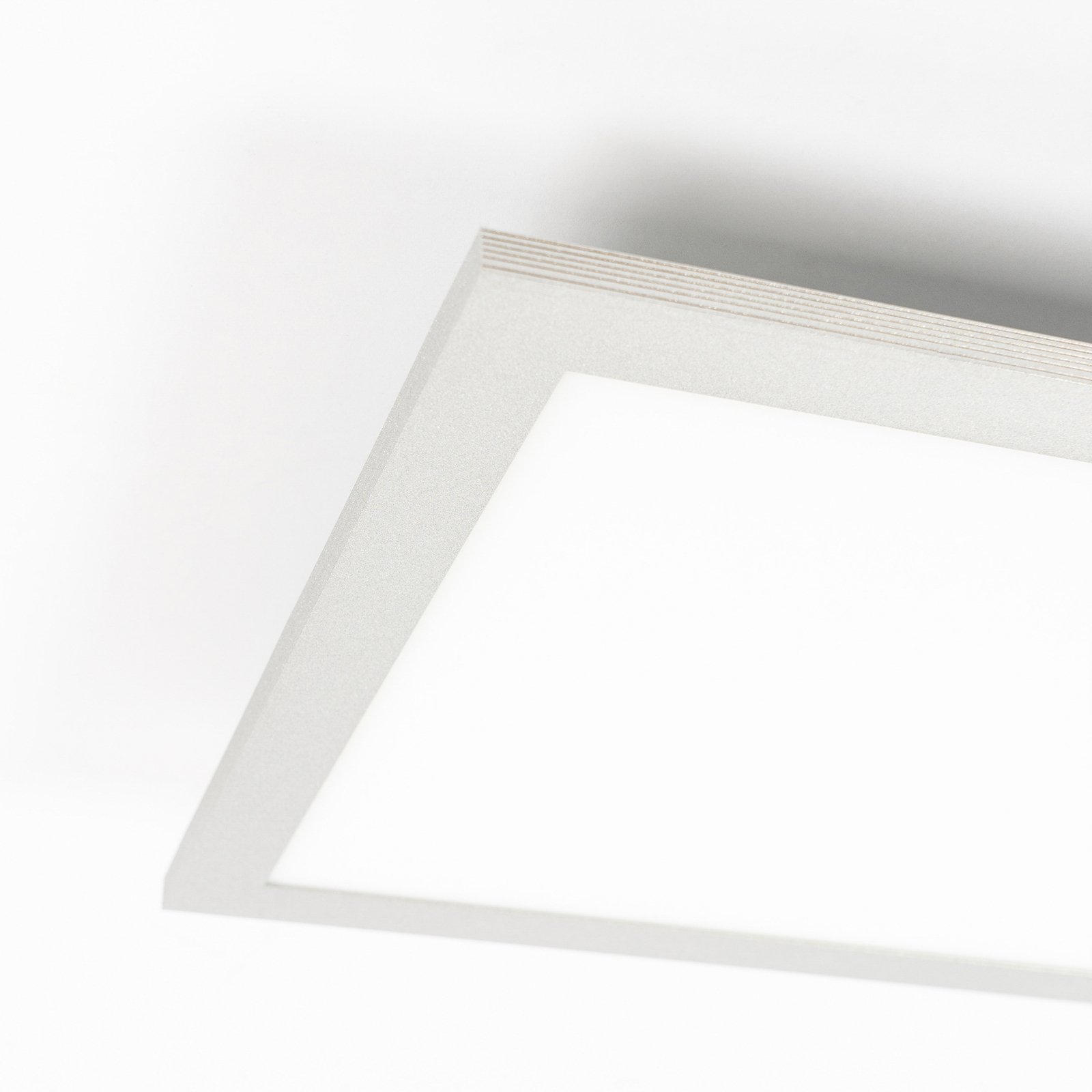Lindby Livel LED paneel, CCT, 80 cm x 30 cm