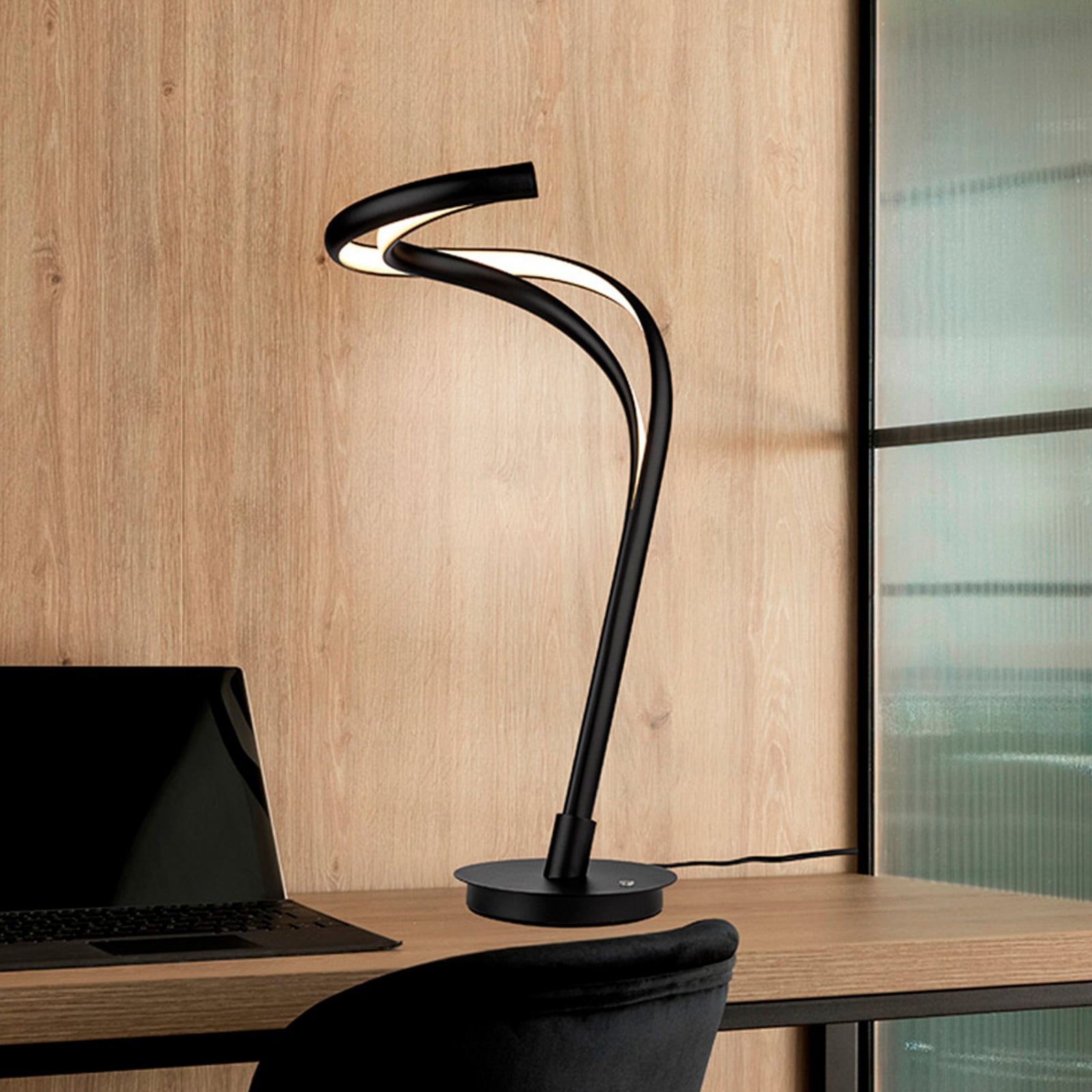 Lampa stołowa LED Danza, czarna matowa, wysokość 50 cm, metalowa