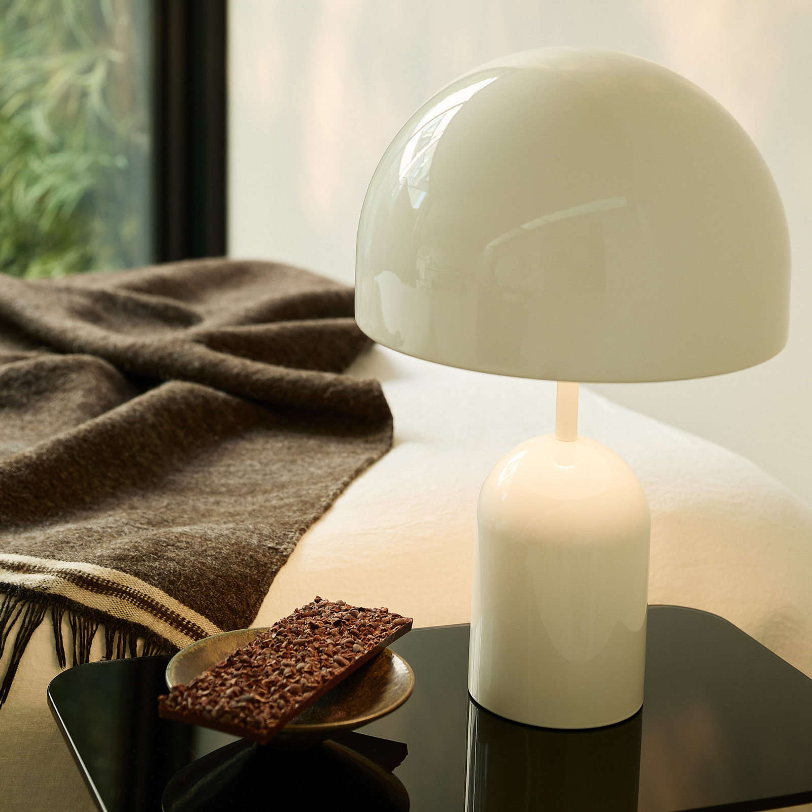 Tom Dixon lampada LED da tavolo Bell, bianco, altezza 43 cm, dimmerabile