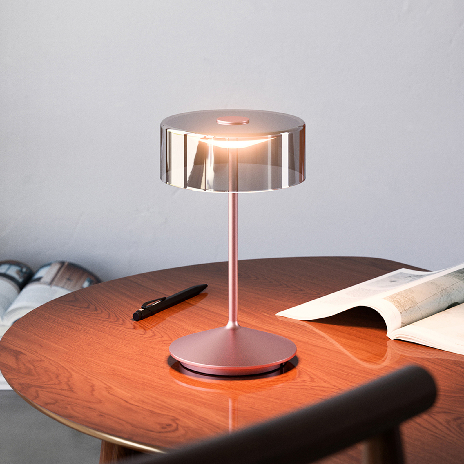 Lampa stołowa LED Numotion, IP54, różowe złoto