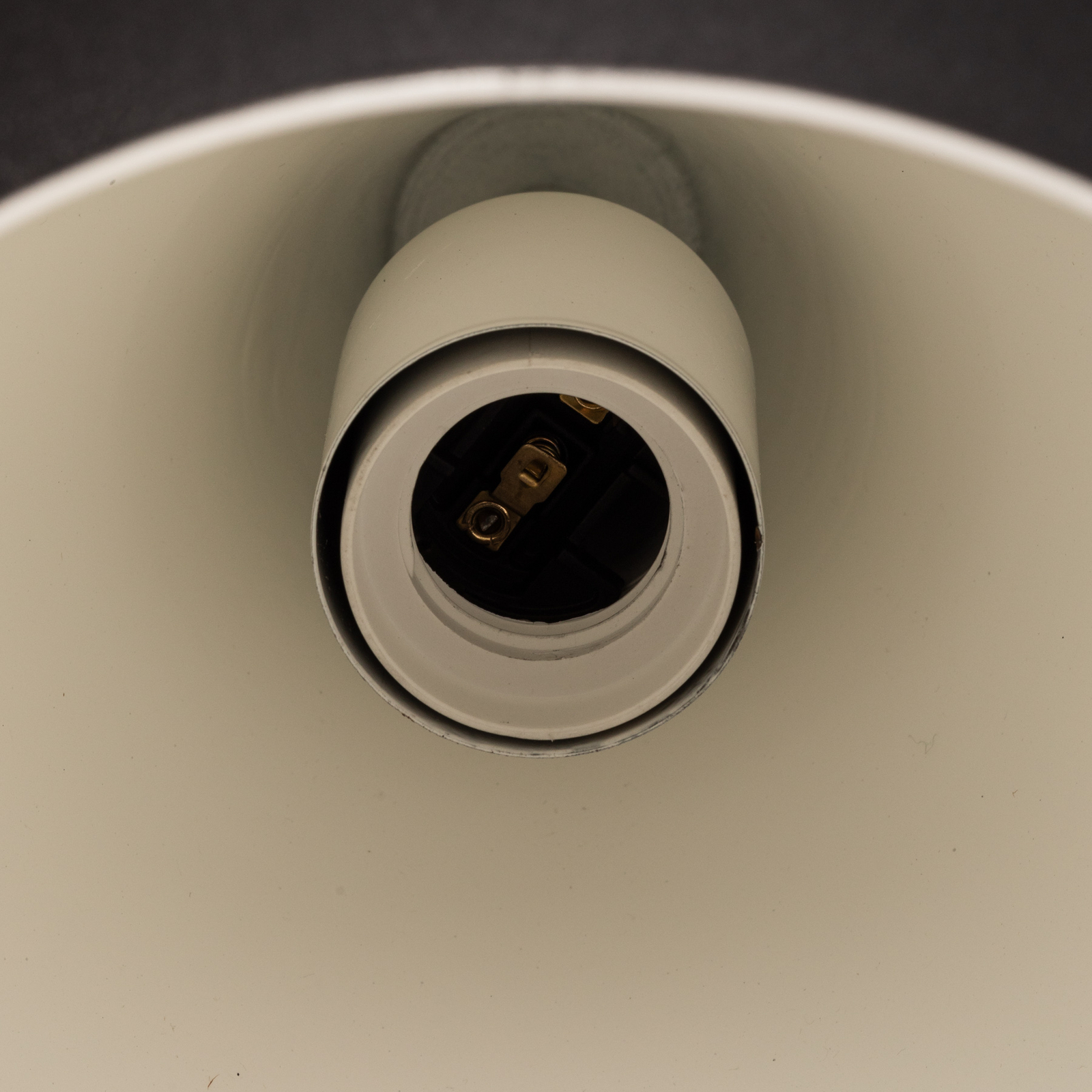 Lampa wisząca AV-4106-M7-BSY specyficzny kształt