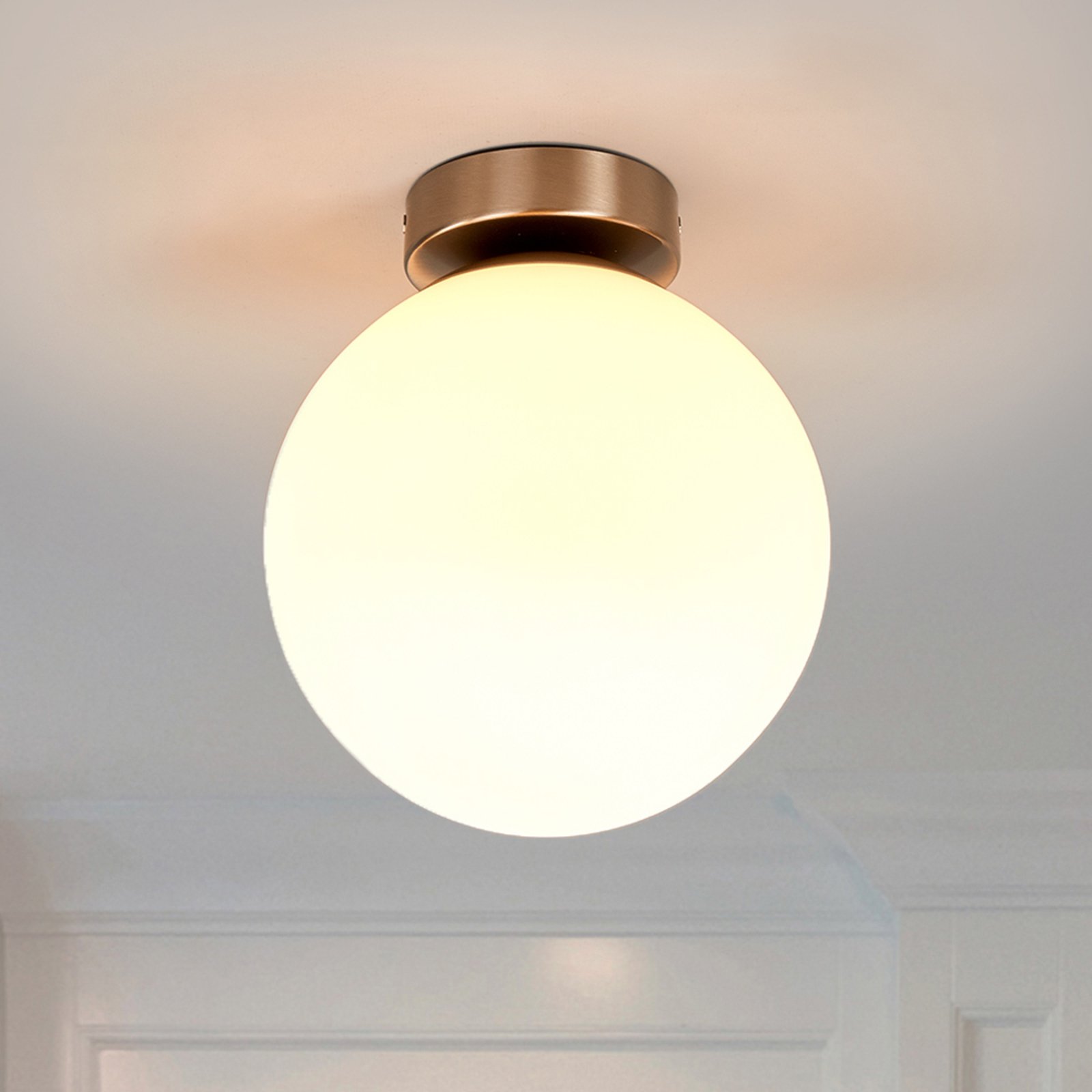 Lindby Round bathroom ceiling light Lennie, for Bathroom, glass, metal, E27, 60 W, energy efficiency: A++, H: 22.5 cm