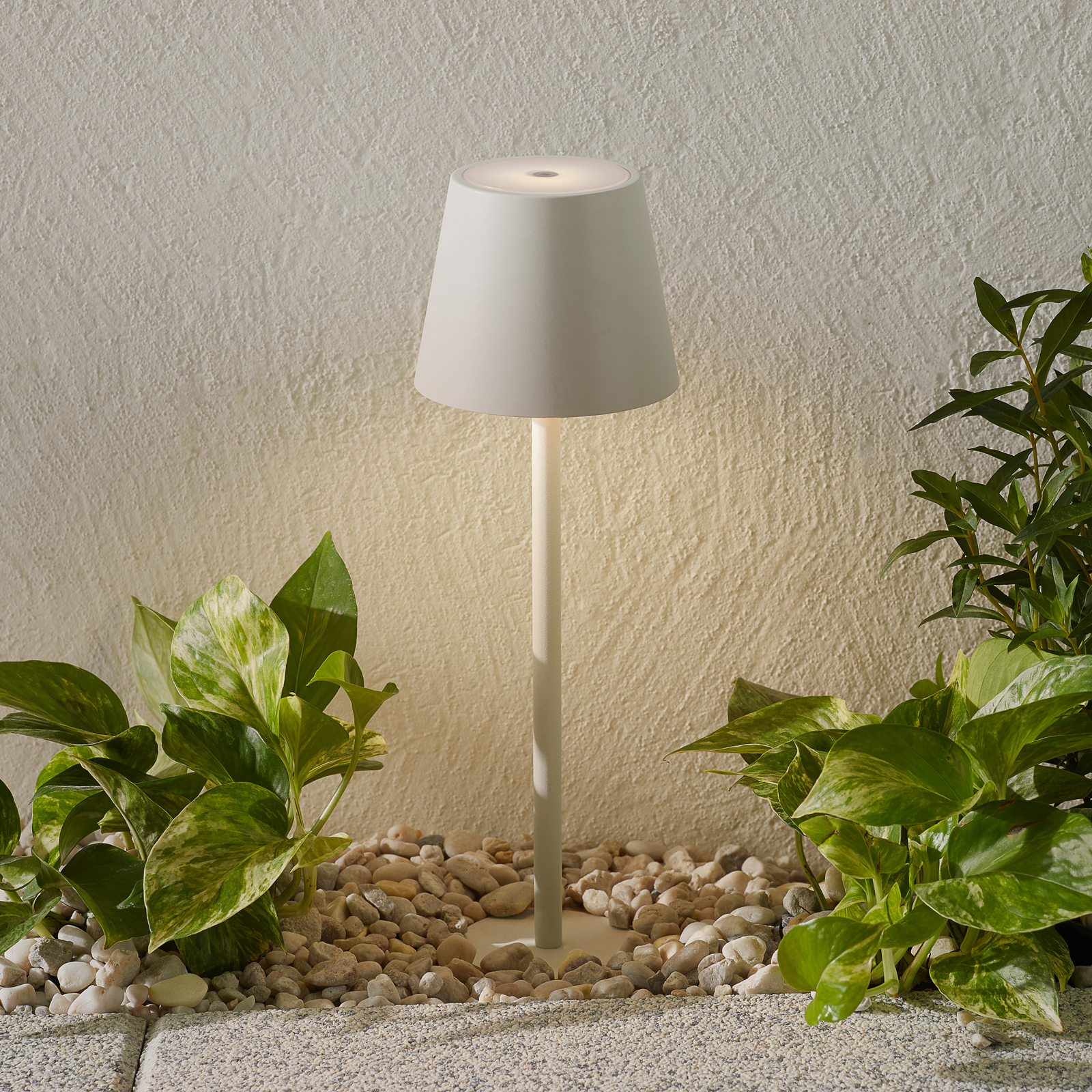 Poldina LED-lampe med jordspyd og batteri, hvit