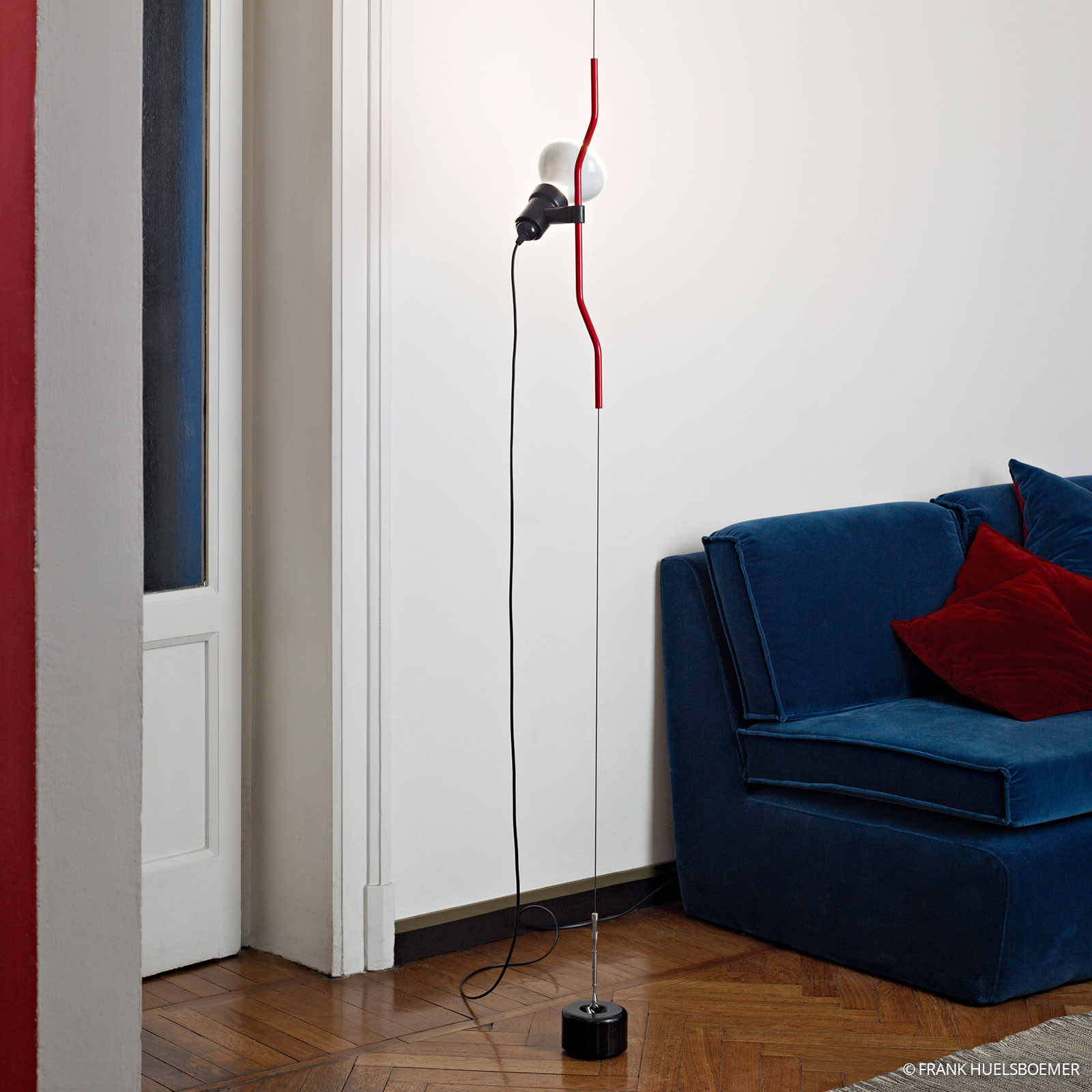 FLOS Parentesi - lampă suspendată în picioare roșu - Camera de zi / sufragerie - design - negru - Metal