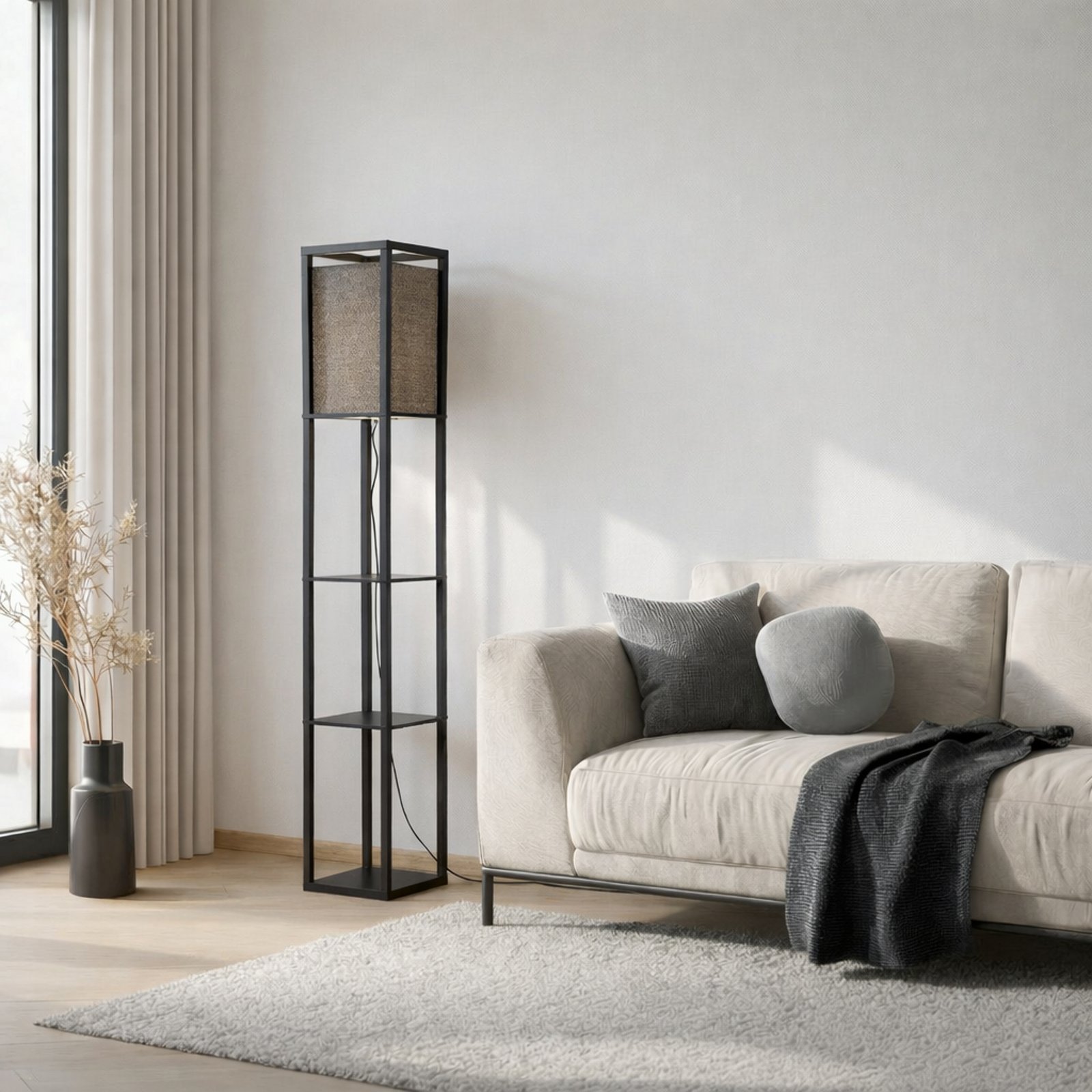 Lindby stojací lampa Birta, černá, police, dřevo, 159 cm