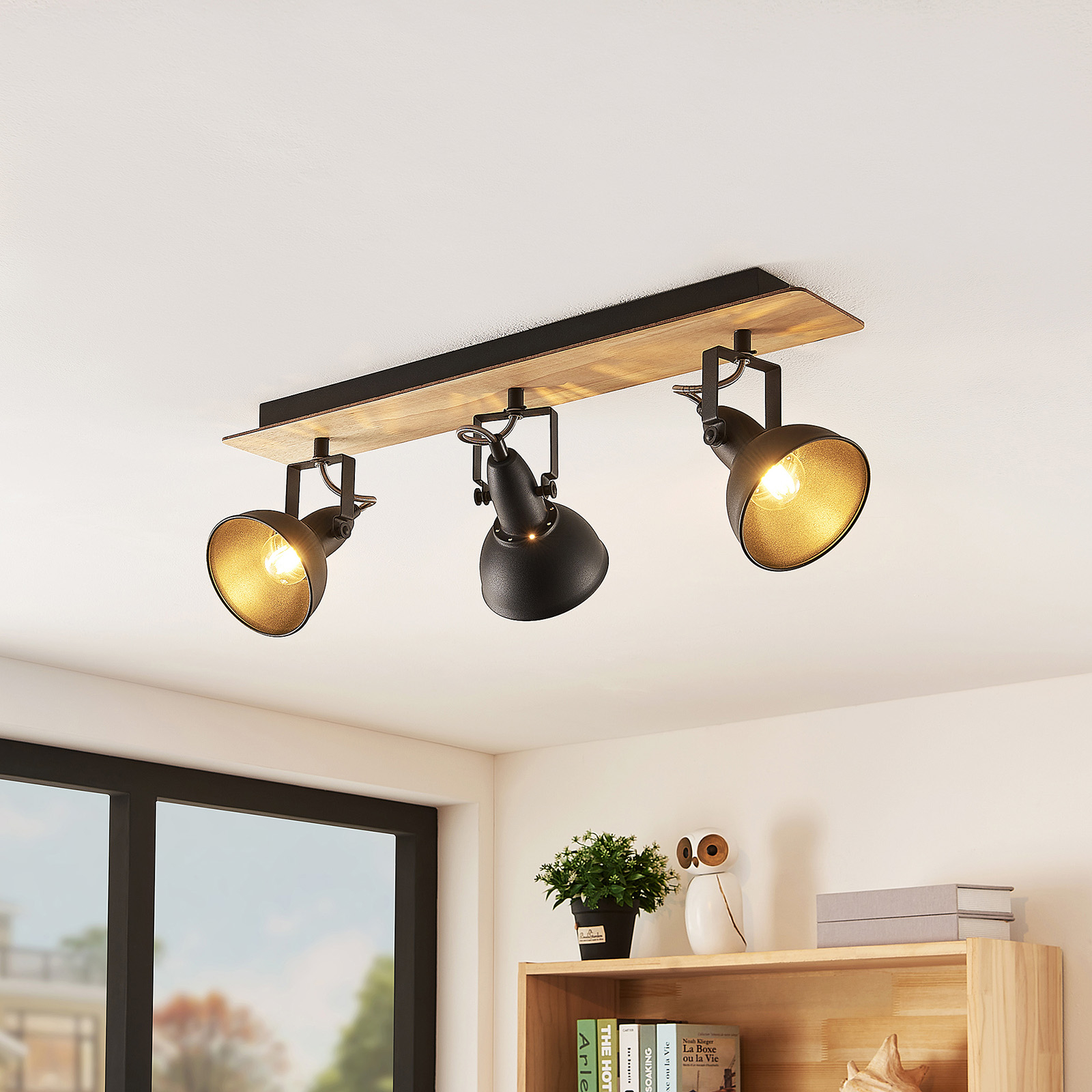 Lindby Aylis ceiling lamp, black, wood, 3-bulb