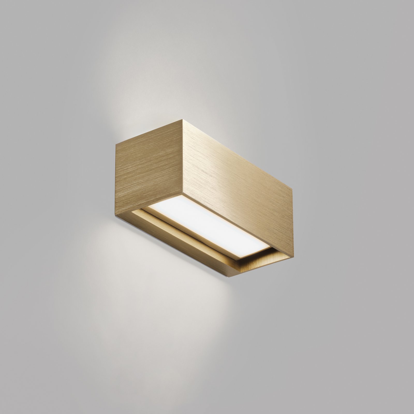 Linea W1 LED-Wandlampe messing 15cm, CCT, IP54 - Light-Point