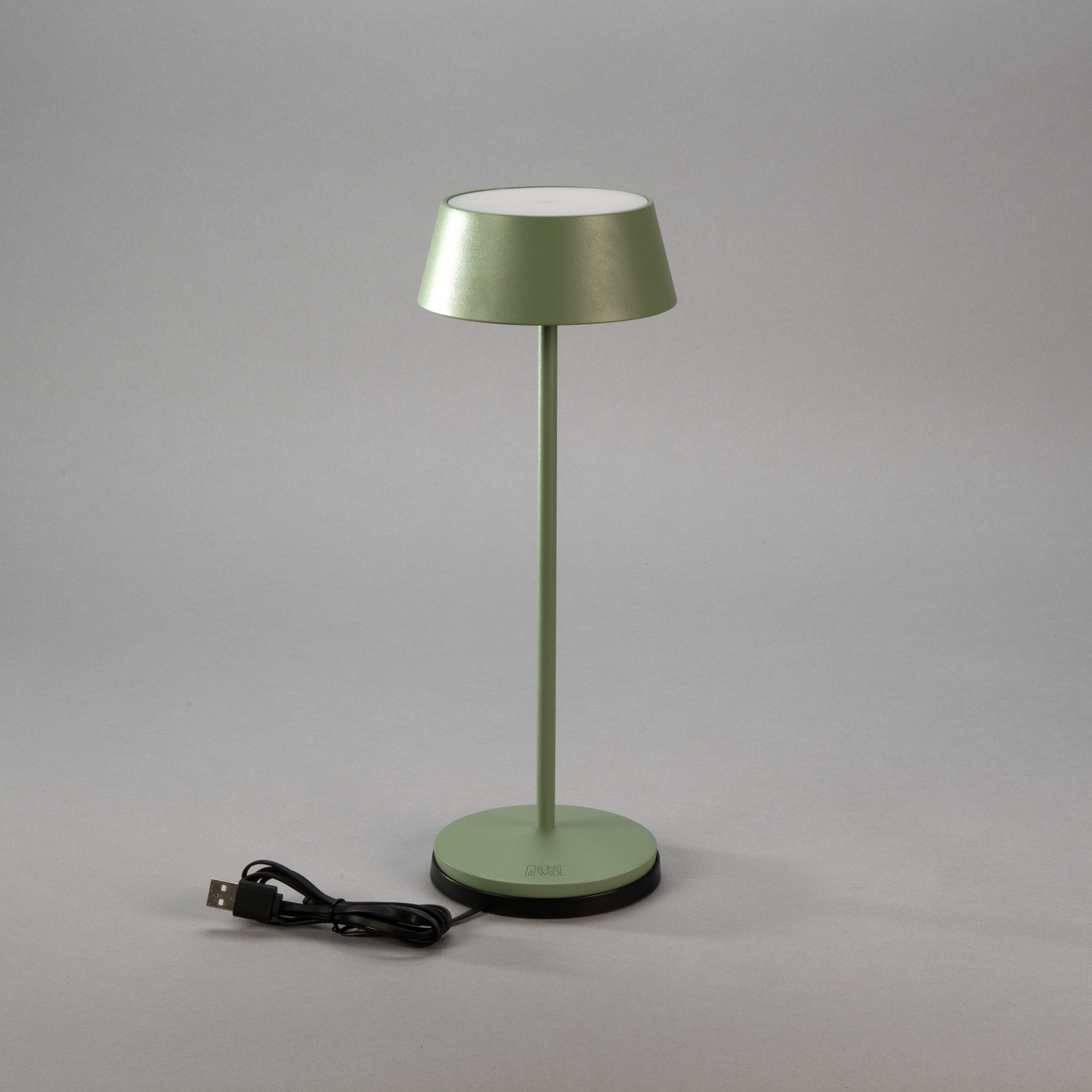 LED-akuga laualamp Menton, roheline, kõrgus 27 cm, IP54, USB LED-akuga laualamp Menton, roheline, kõrgus 27 cm, IP54, USB