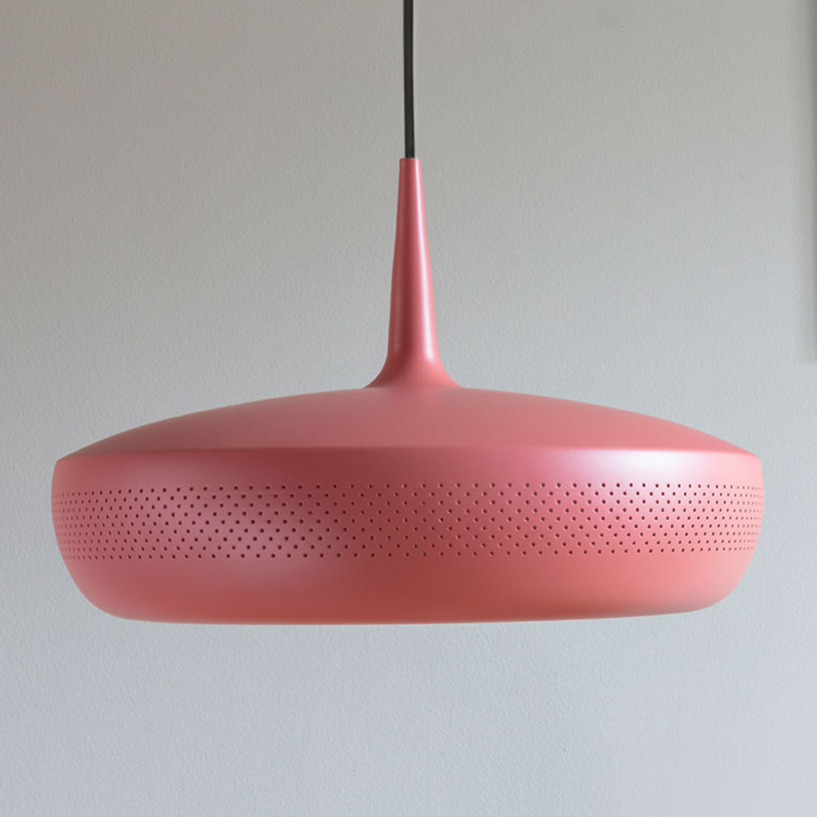 UMAGE Clava Dine hanging light, coral-coloured, for Living / Dining Room, aluminium, E27, 15 W, energy efficiency: A++, H: 28 cm