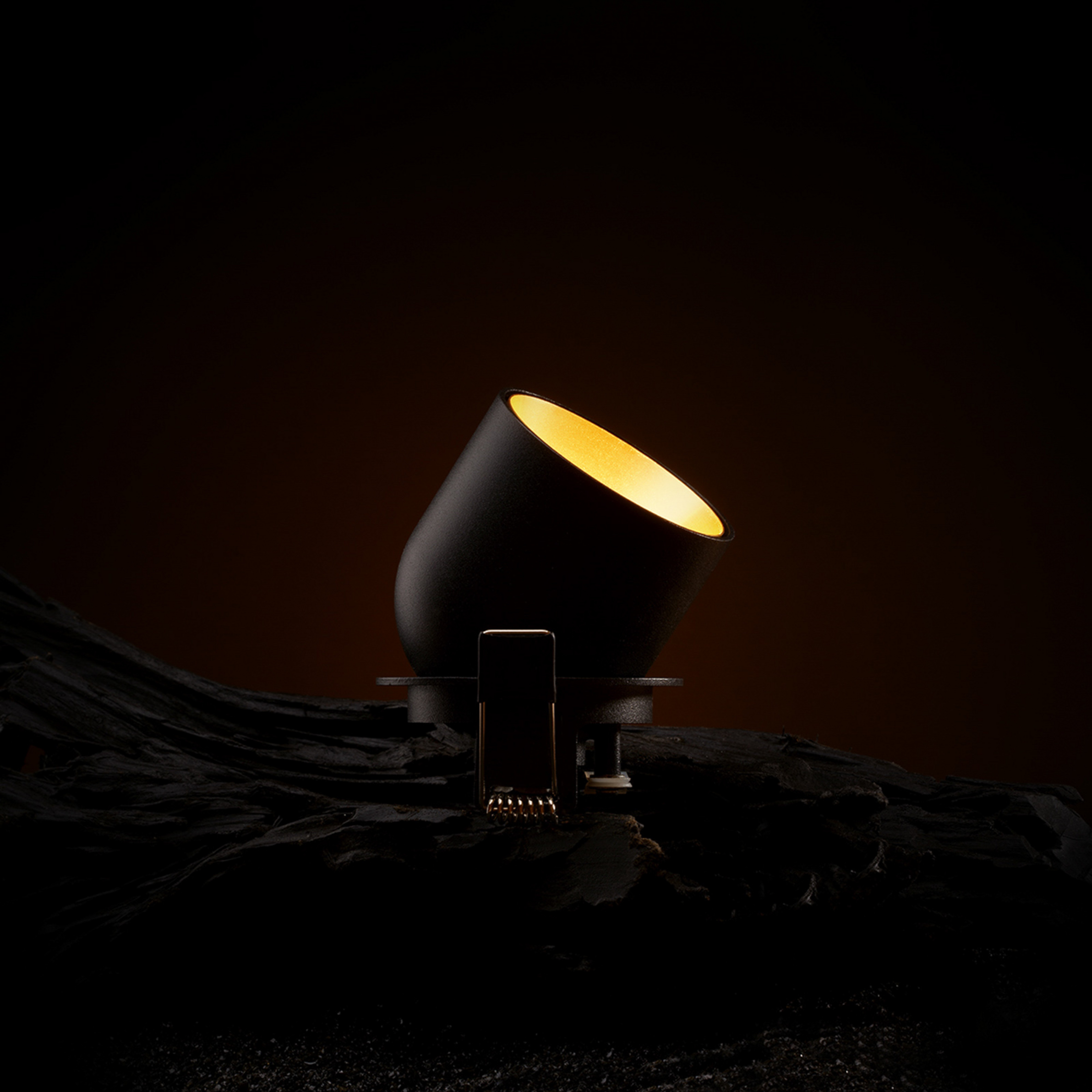 SLC Cup LED-Einbaudownlight schwarz/gold 2.700K