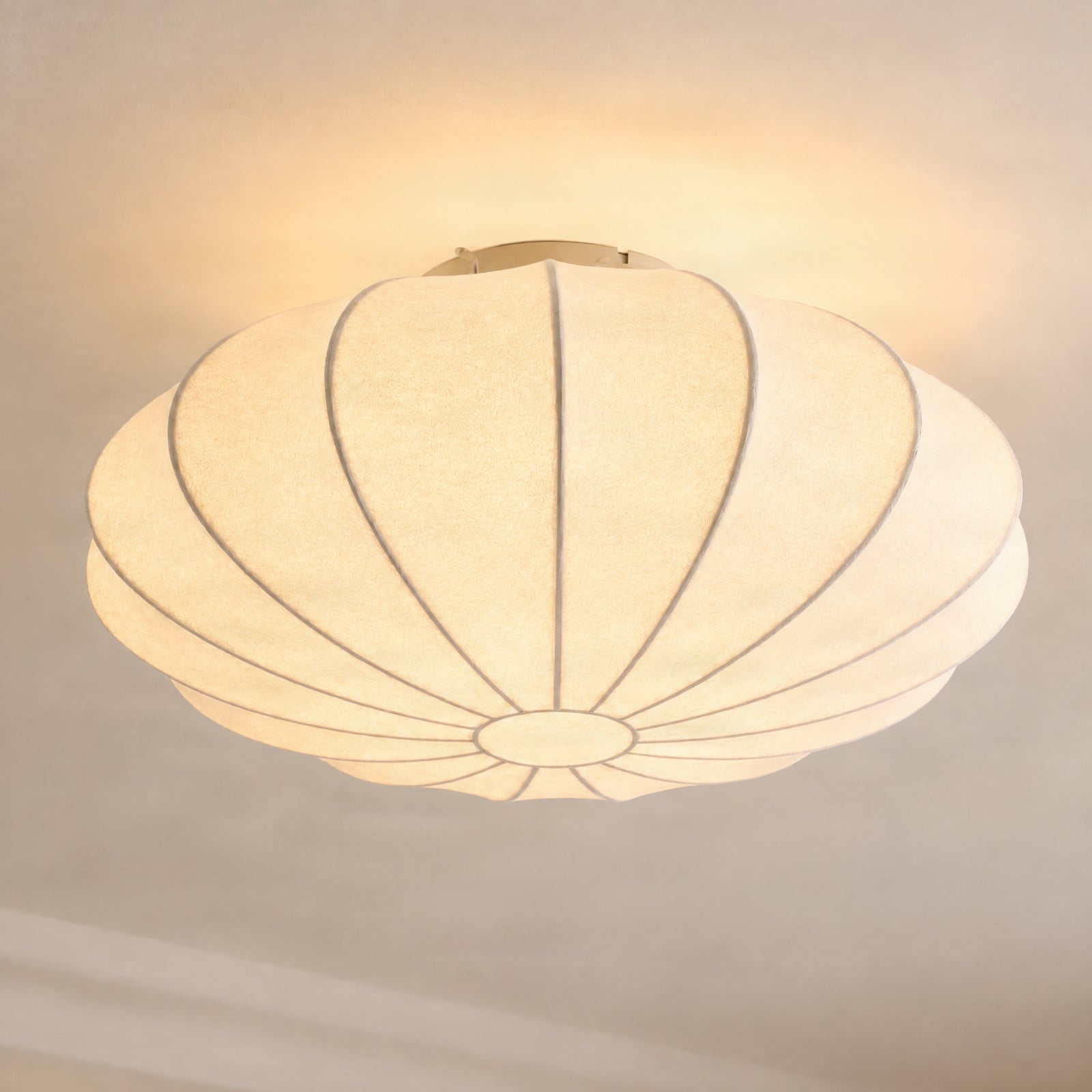 Cliffort taklampe, Ø 40 cm, naturfarge, silke – Nola - Stue - Skandinavisk - Stoff / Tekstil