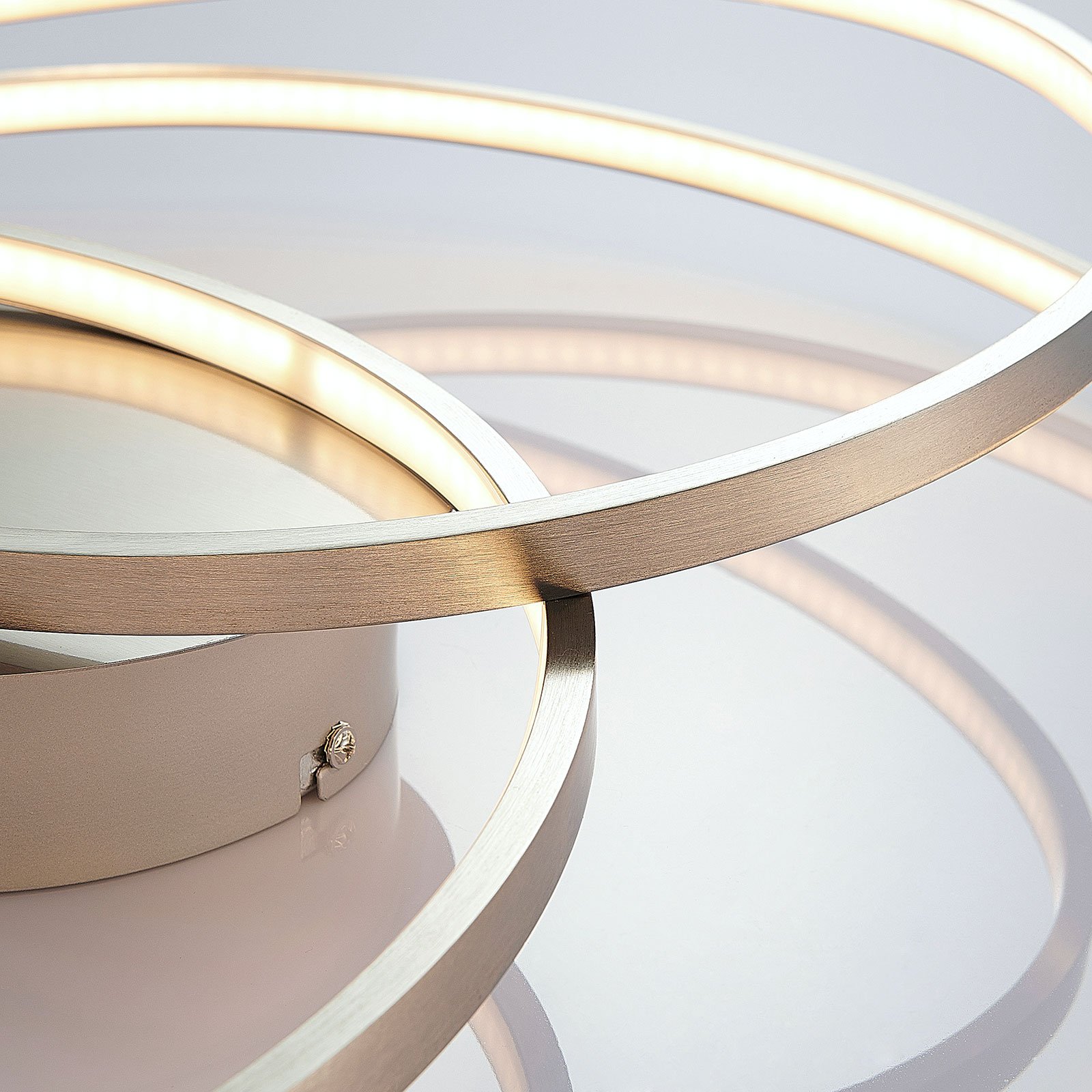 Ronka Taklampe Nickel - Lindby