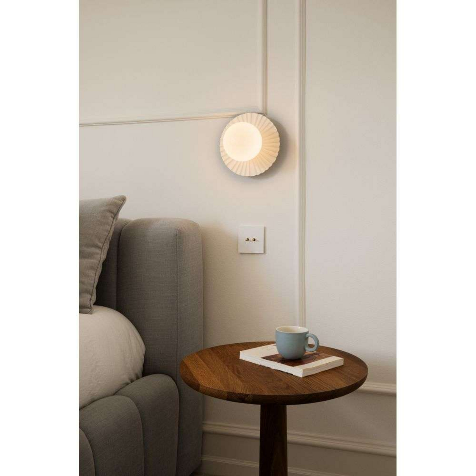 Applique murale Nuura Liila Muuse, Ø 20 cm IP44, blanc/opale