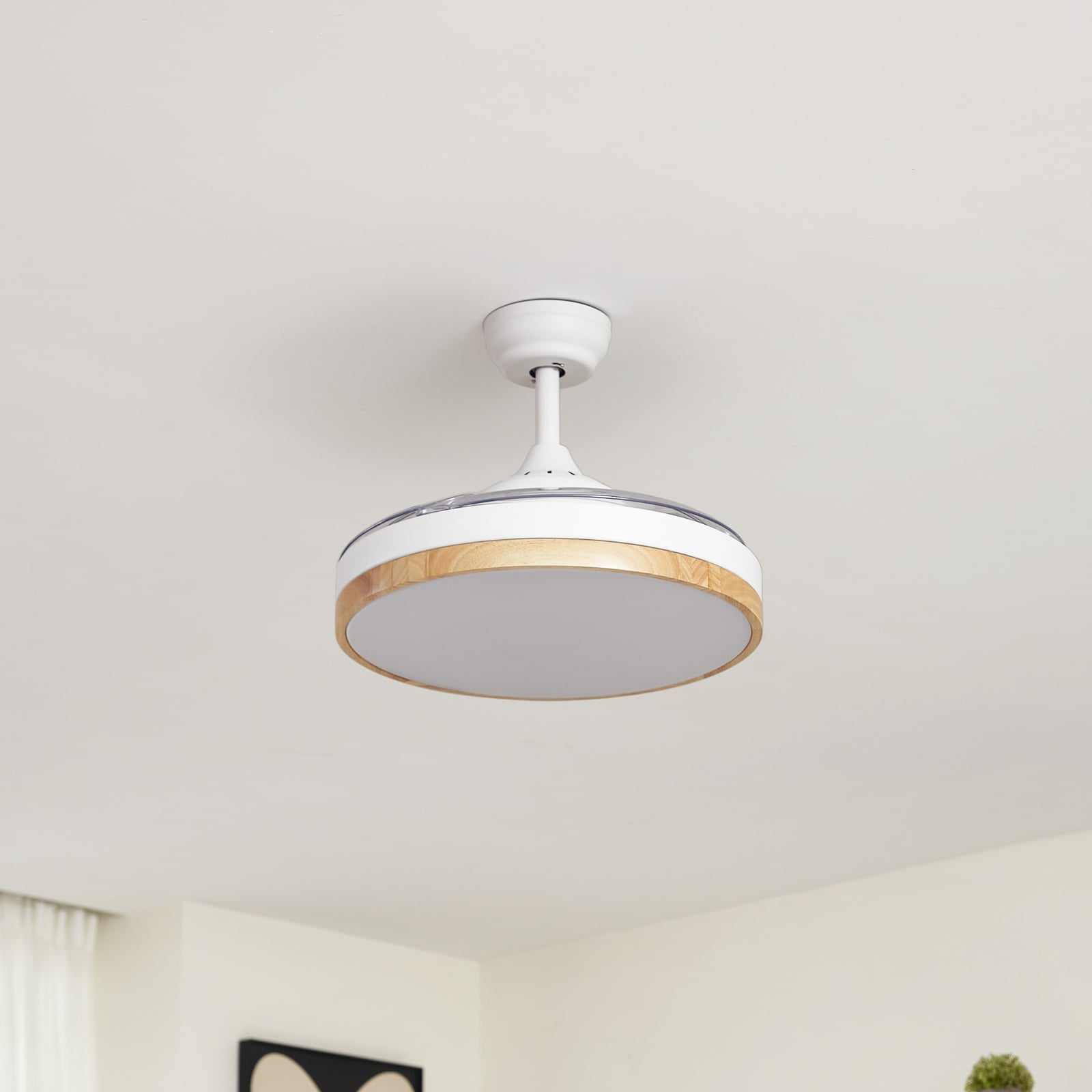 Ventilateur de plafond LED Oras, blanc, courant continu, silencieux, Ø 107 cm -