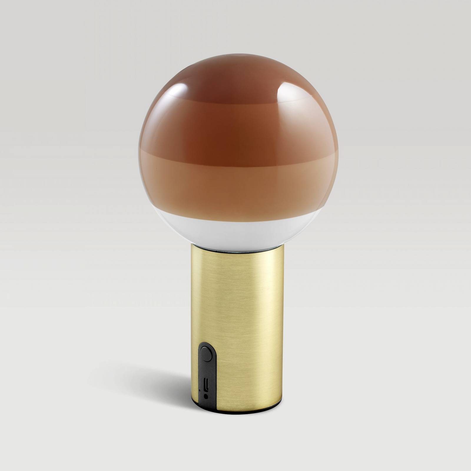 MARSET Akku-Tischlampe Dipping Light, creme/messing, dimmbar günstig online kaufen
