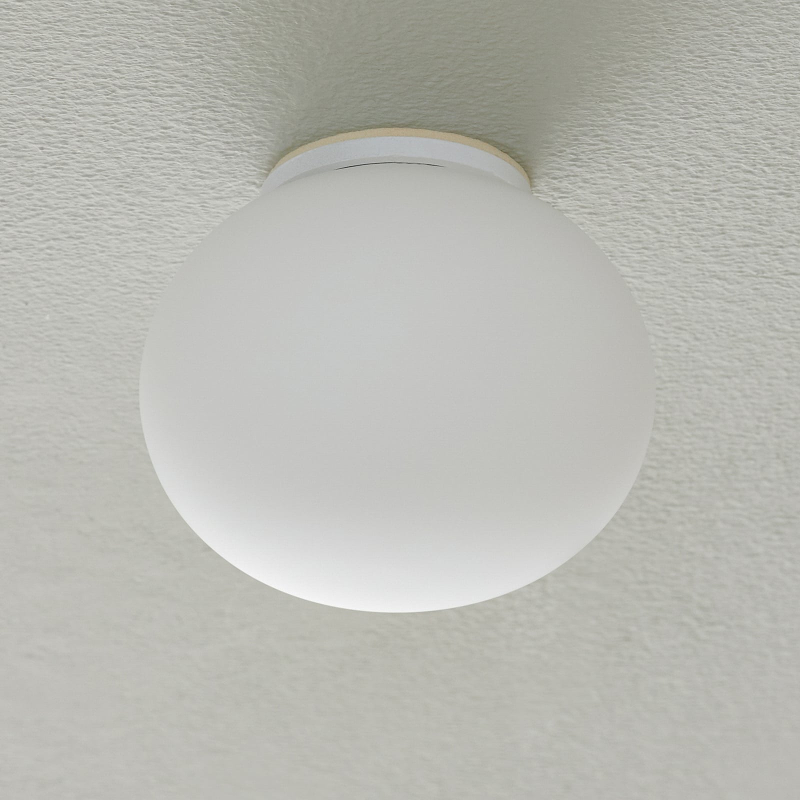 Glo-Ball Mini C/W Aplique de Pared/Lámpara de Techo White - Flos Glo-Ball Mini C/W Aplique de Pared/Lámpara de Techo White - Flos