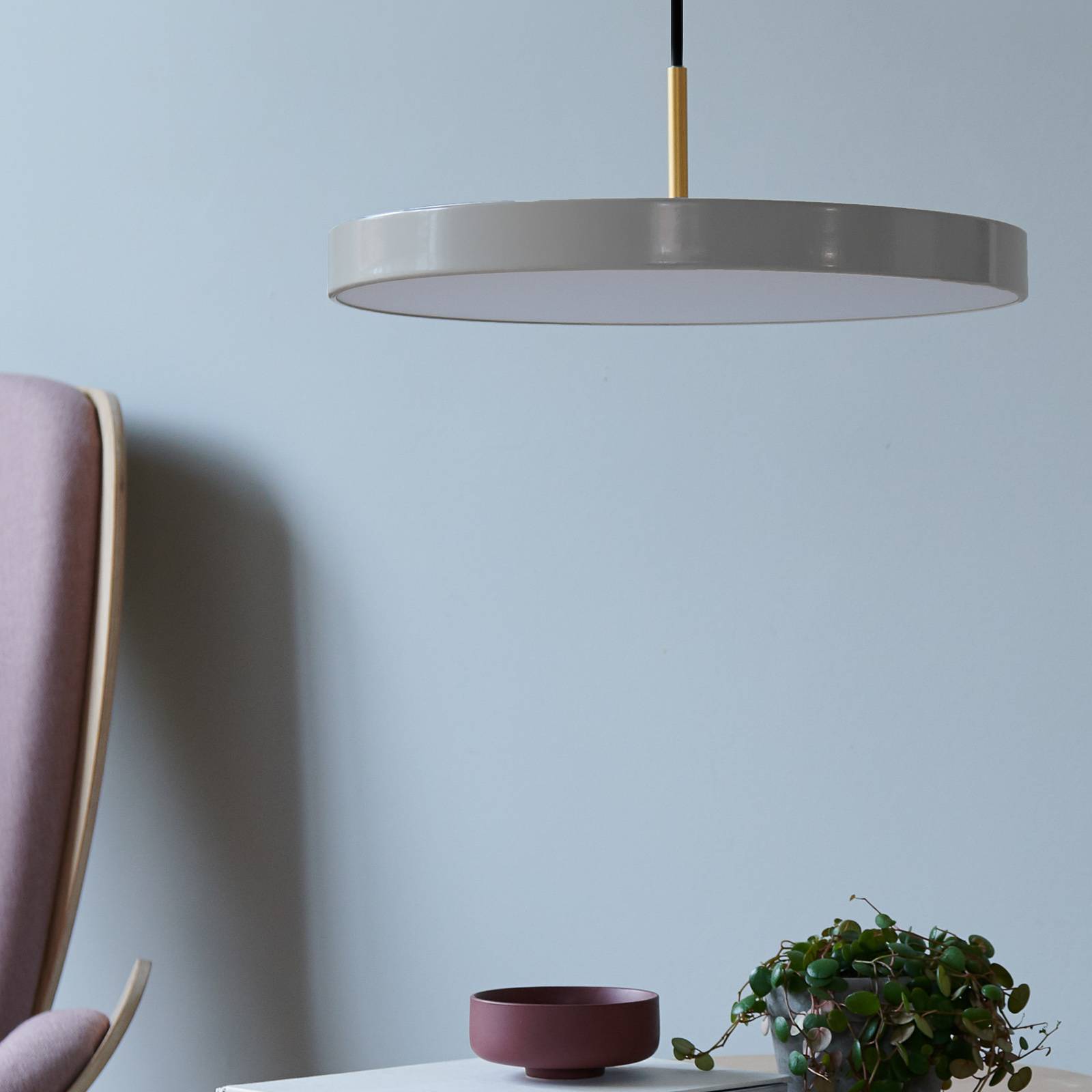 UMAGE Asteria medium hanging light brass grey, for Living / Dining Room, steel, aluminium, plastic, fabric, 17 W, energy efficiency: D, H: 14 cm
