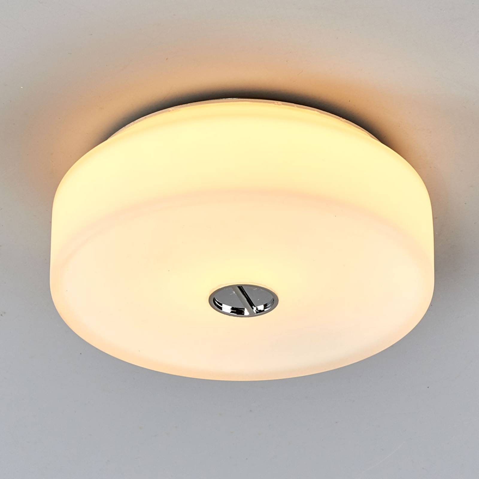 Lampa sufitowa FLOS Mini Button wykonana ze szkła