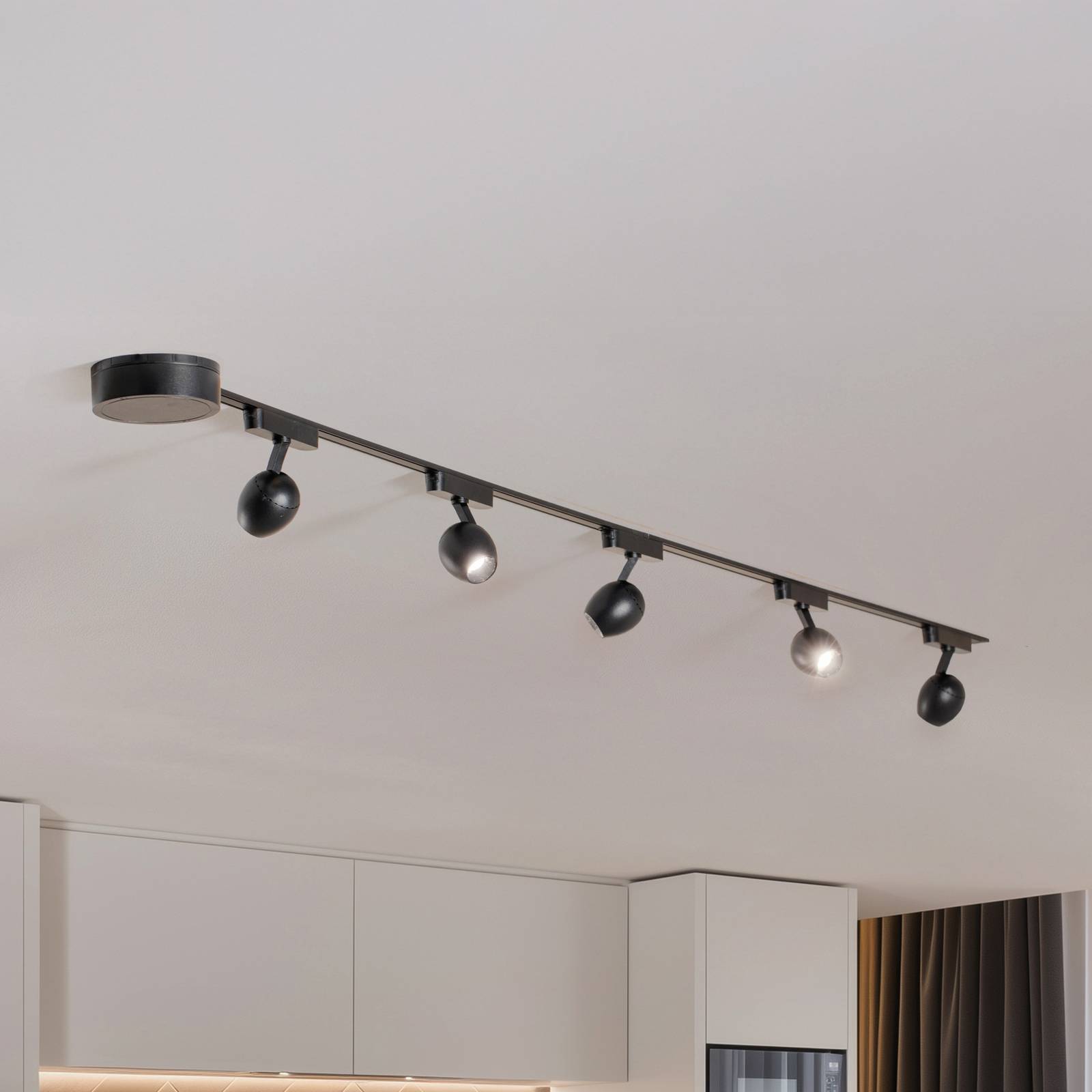 Lindby Système de lampes sur rail Lumaro, spots,5 lampes,noir,Ø6cm,48V,intensité