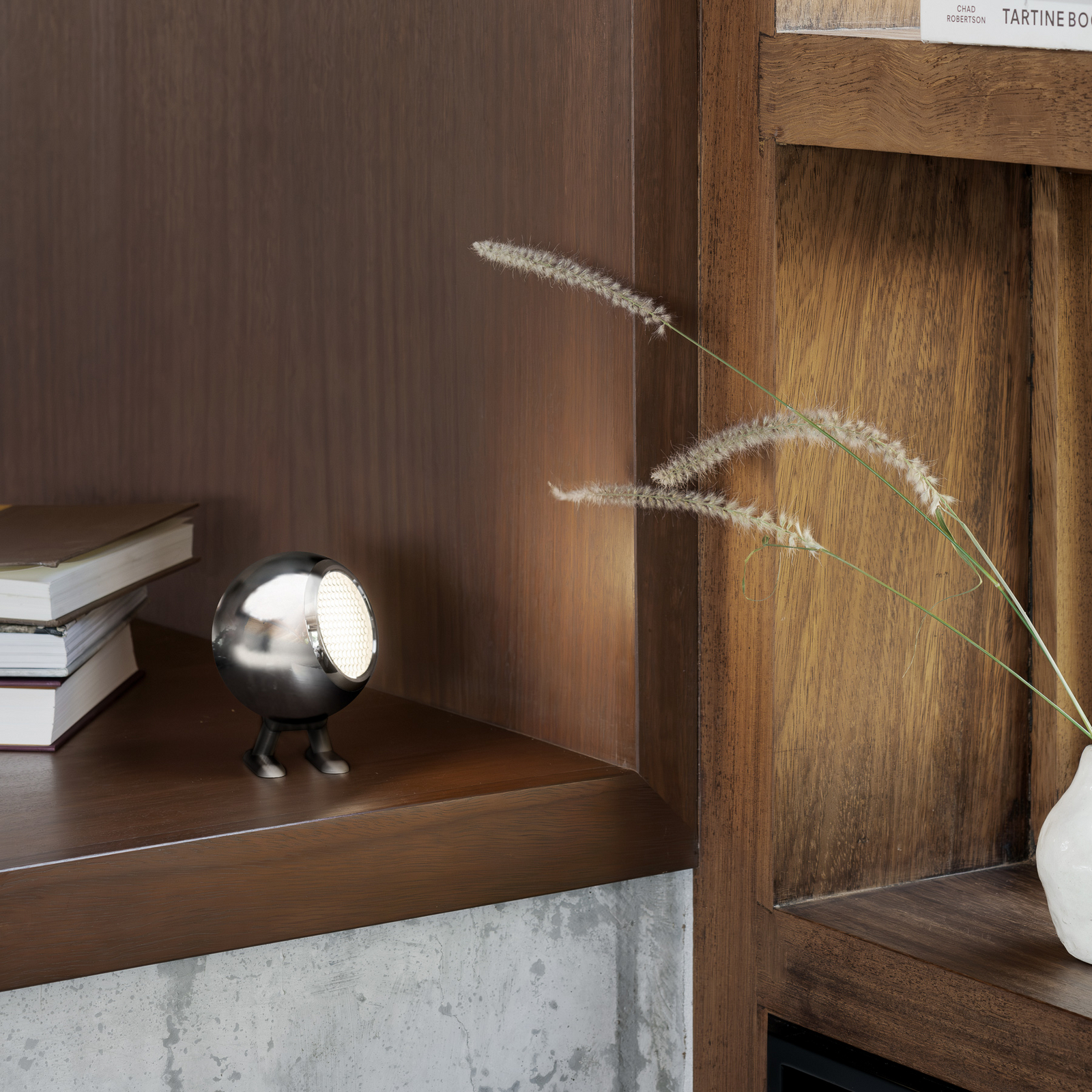 Norbitt 2.0 LED rechargeable table lamp, chrome, IP54 - MR. WATTSON