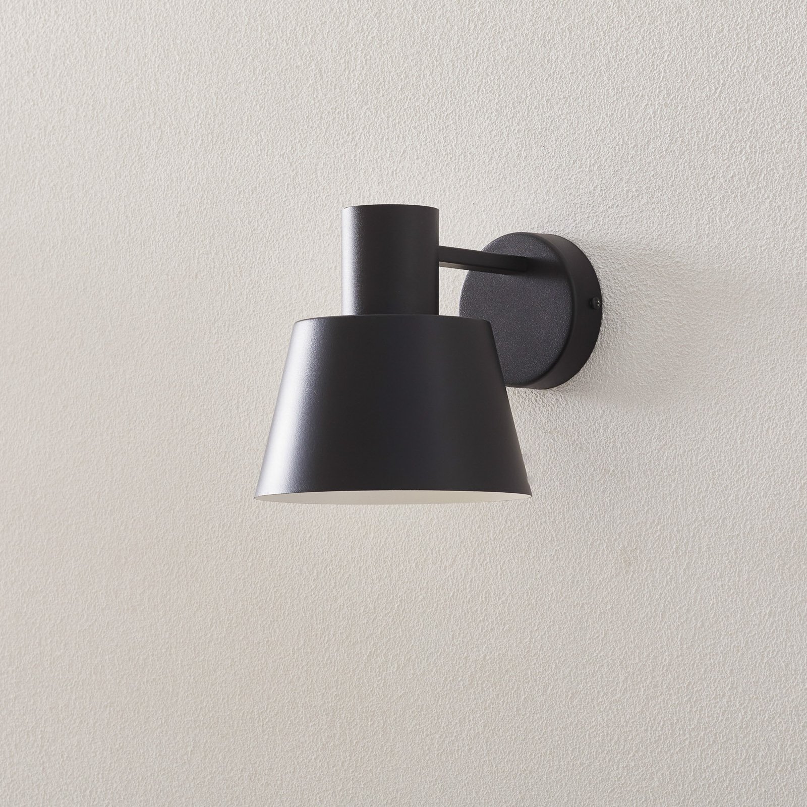 Dunka wall light, metal, 1-bulb, black