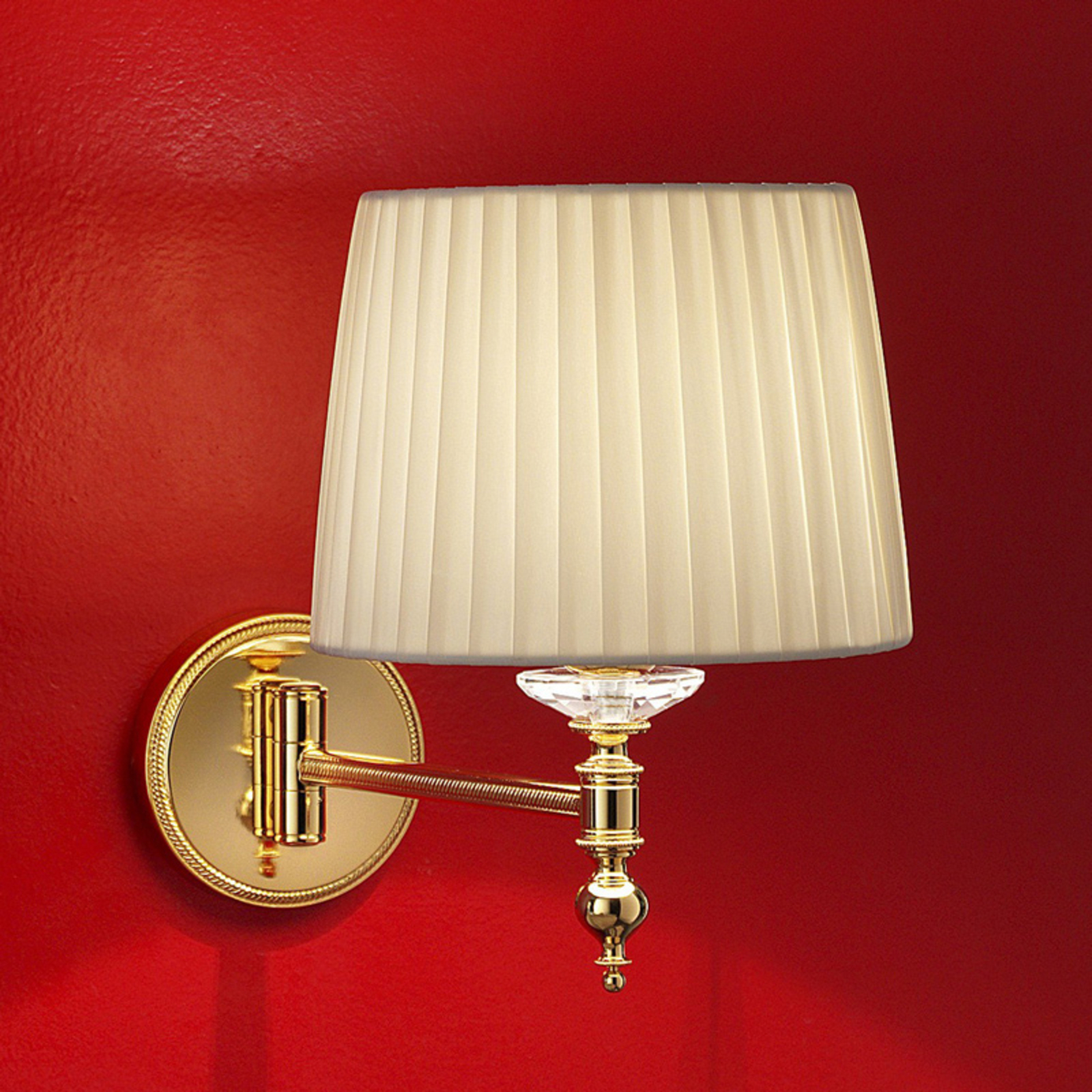 Zidna svjetiljka od mesinga Grace, svileno sjenilo, 34 cm