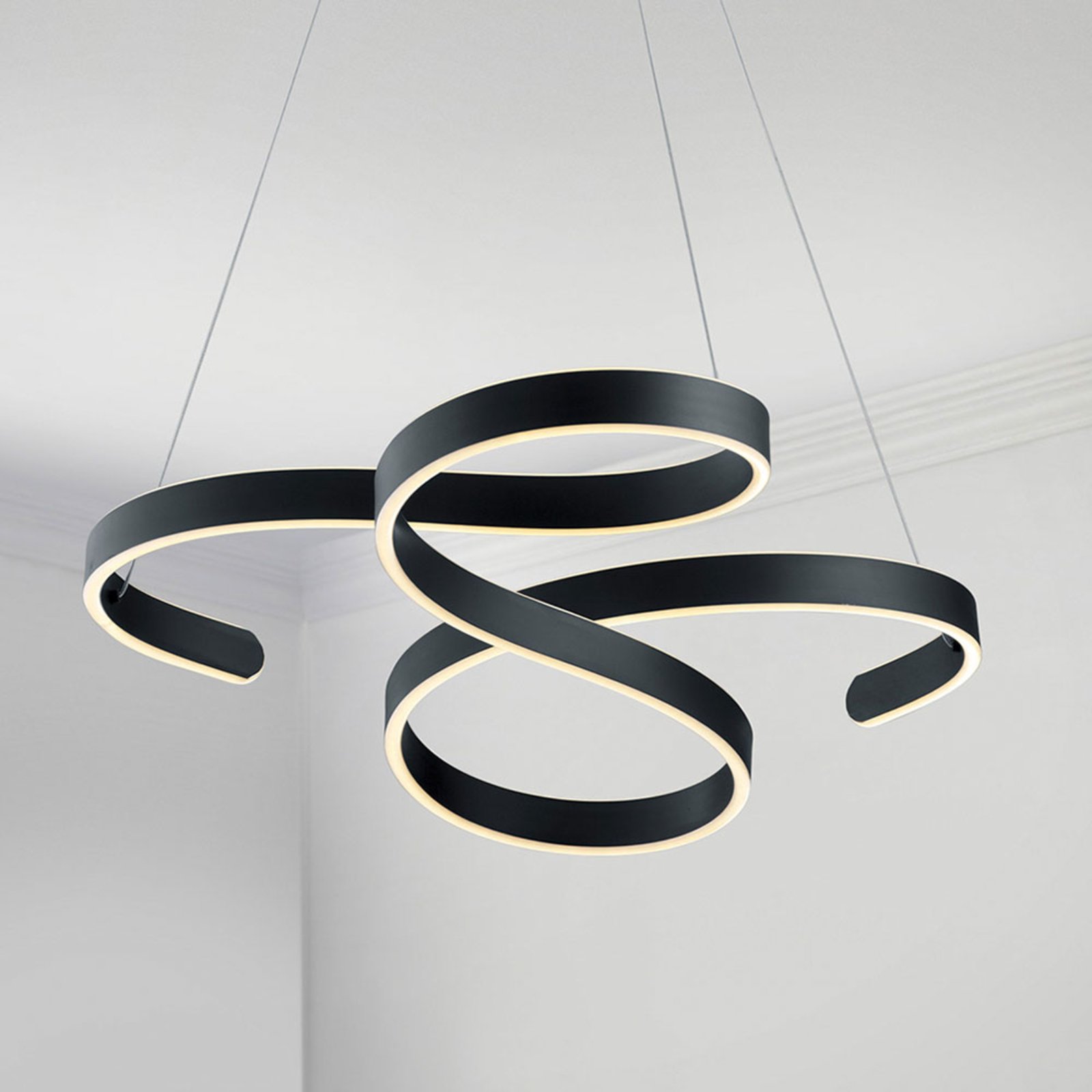 LED-Pendelleuchte Francis, schwungvoll designt