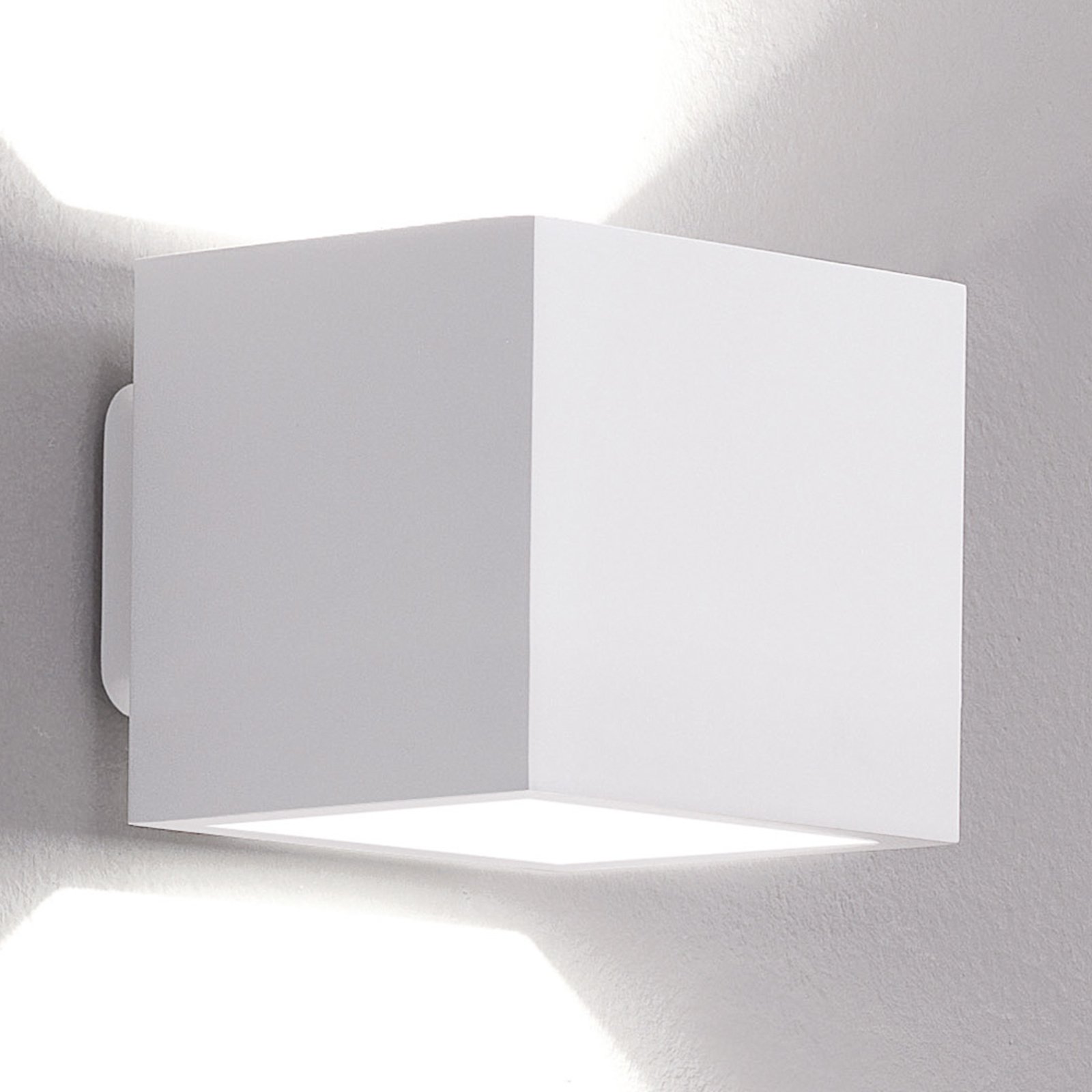 ICONE Cubò LED-Wandleuchte, 10 W