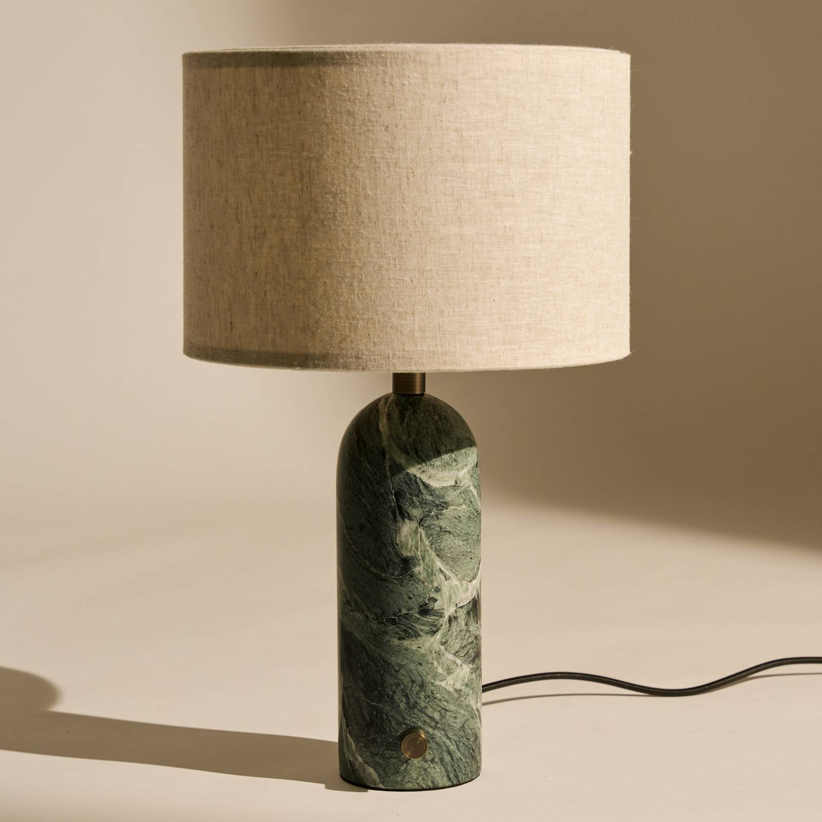 Lampa stołowa Gubi Gravity Small, marmur zielony, płótno kremowe