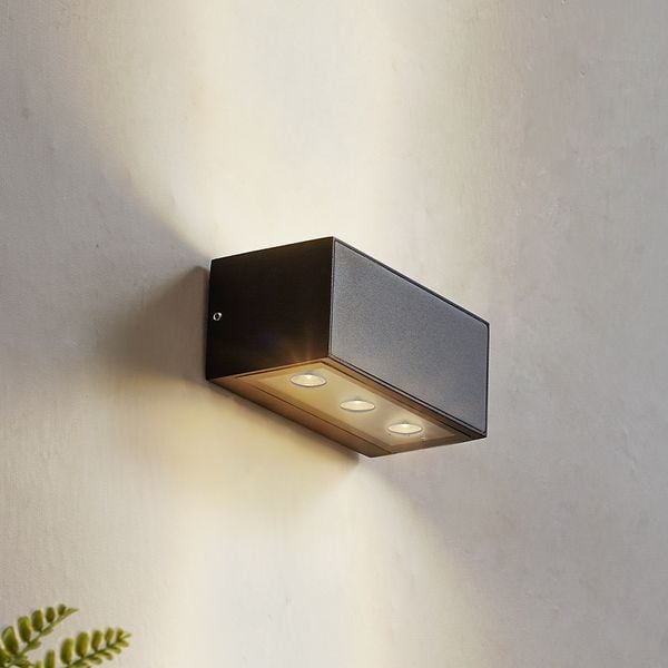 Selim LED-ulkoseinävalaisin, pituus 15,3 cm, musta – Lucande - Moderni - Alumiini - Kulmikas — Lucande