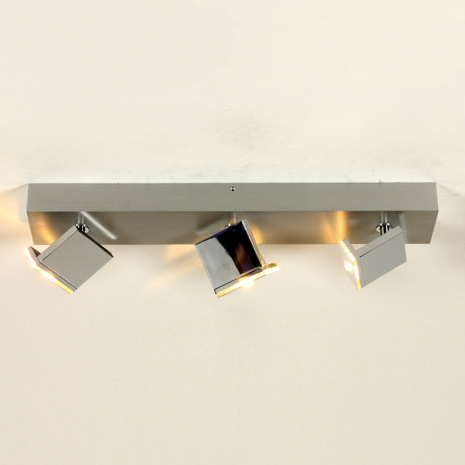 Bopp Elle - dreiflammige LED-Deckenleuchte dimmbar