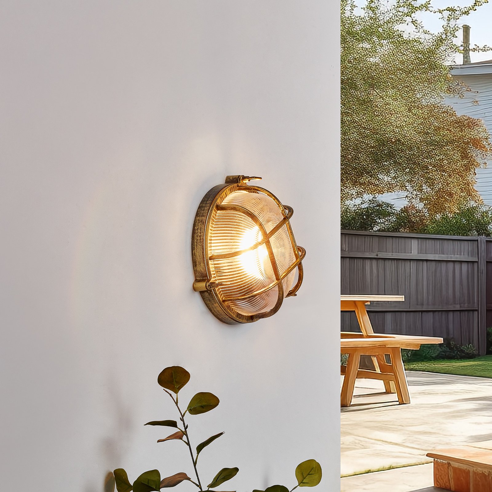 Lindby Daaje outdoor wall lamp industrial round