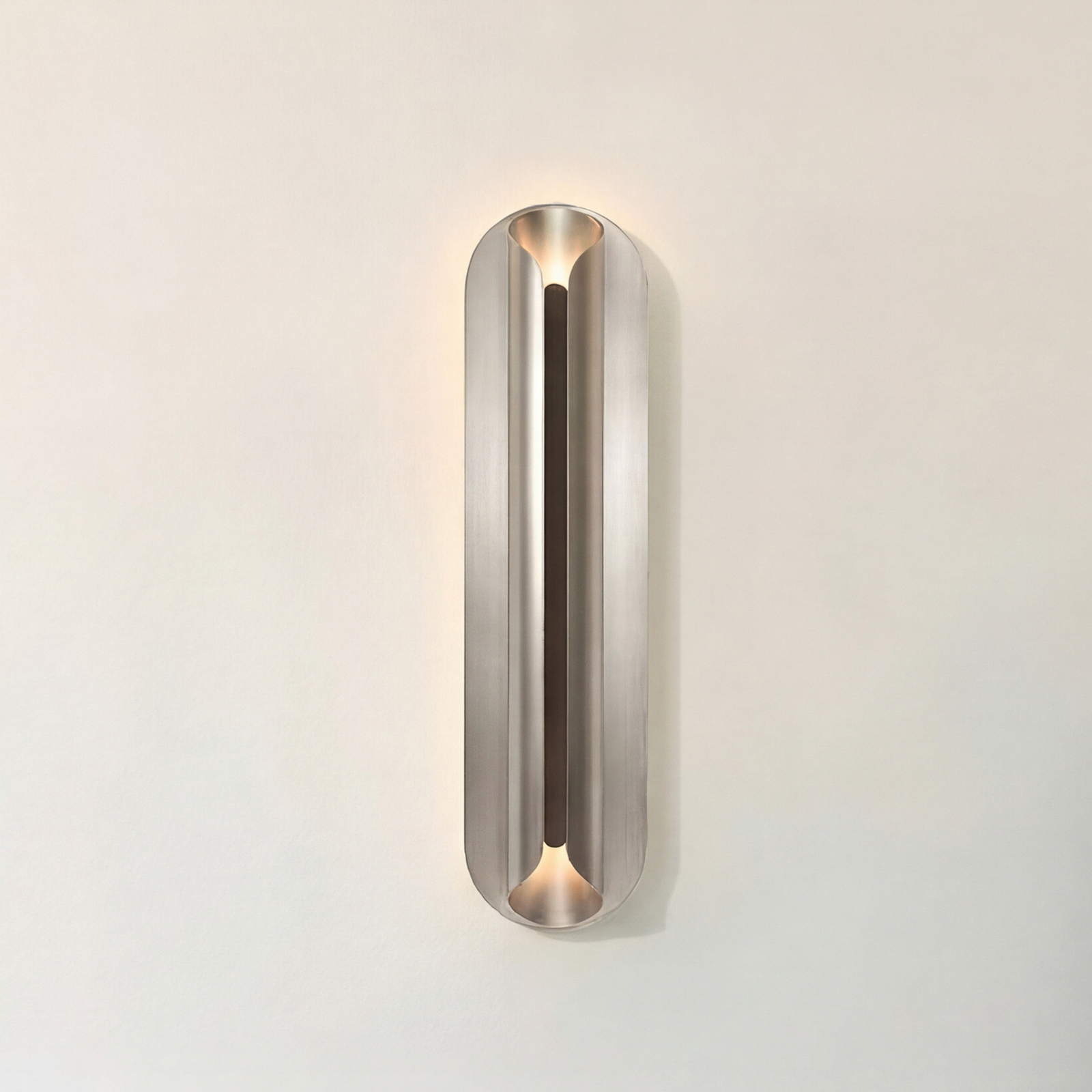 Applique a LED Rosalie, altezza 60 cm, color nichel - DCW Applique a LED Rosalie, altezza 60 cm, color nichel - DCW