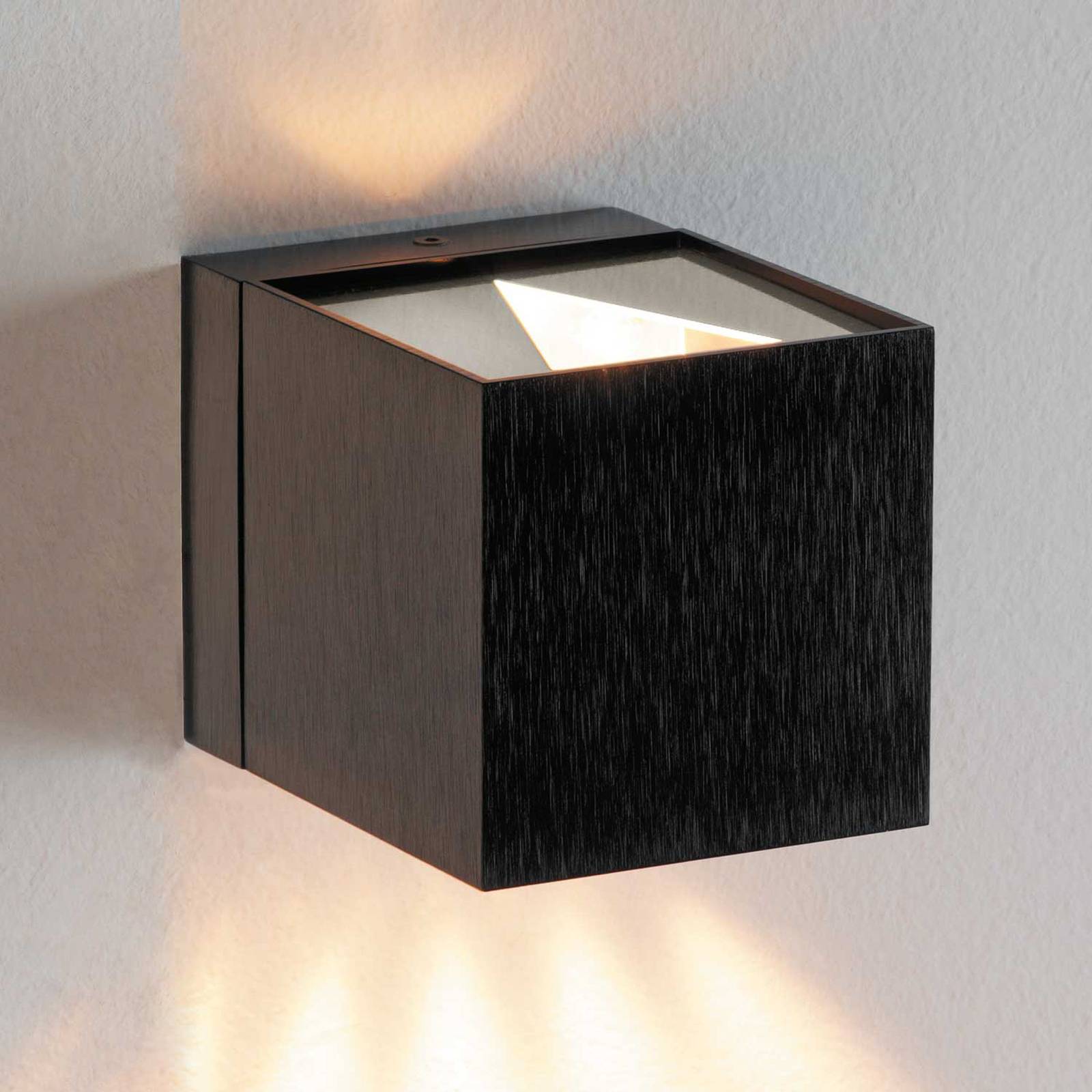 milan iluminación plafonnier cubique dau montant et descendant noir