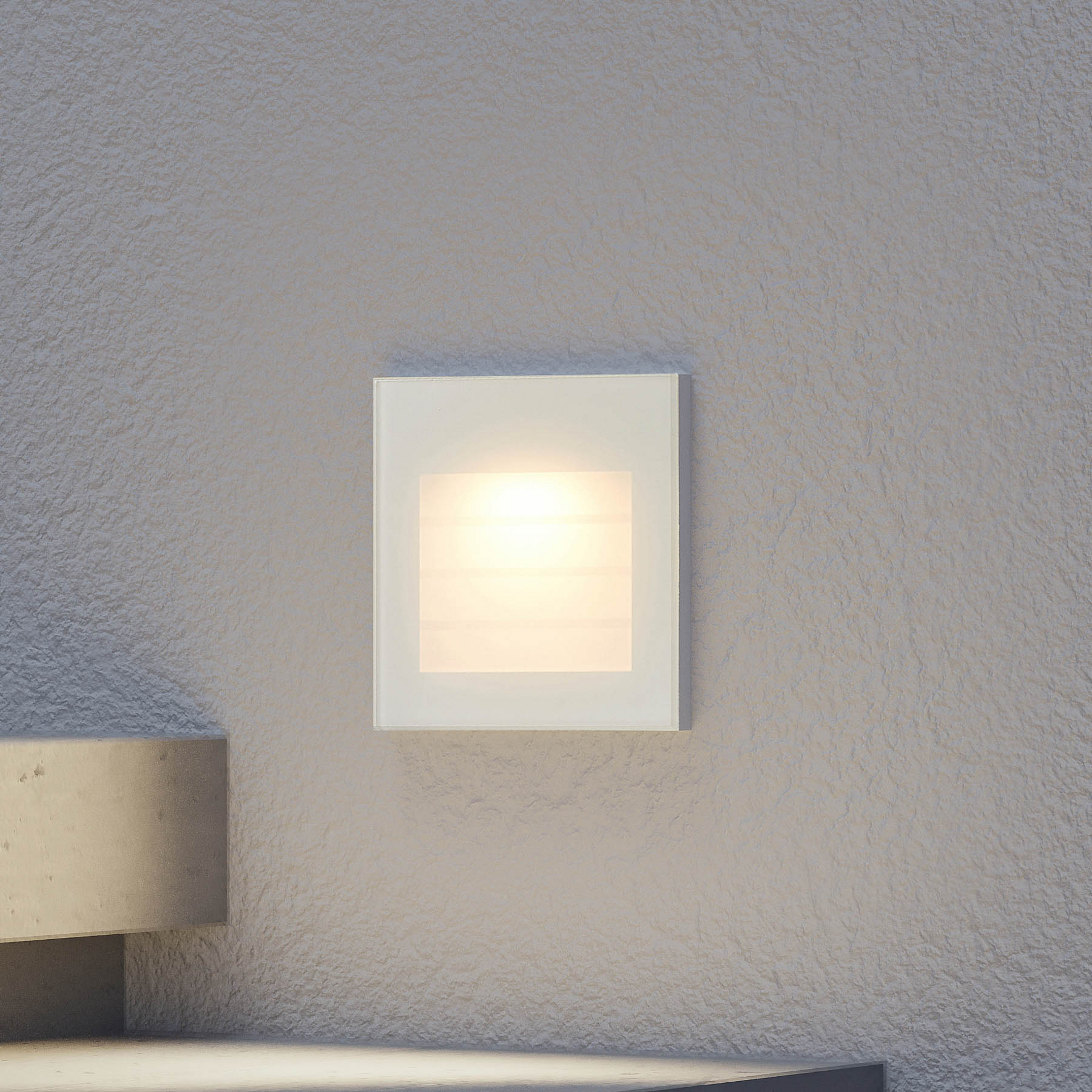 Arcchio LED-Wandeinbaulampe Zamo, Raster, weiß, Metall, IP65