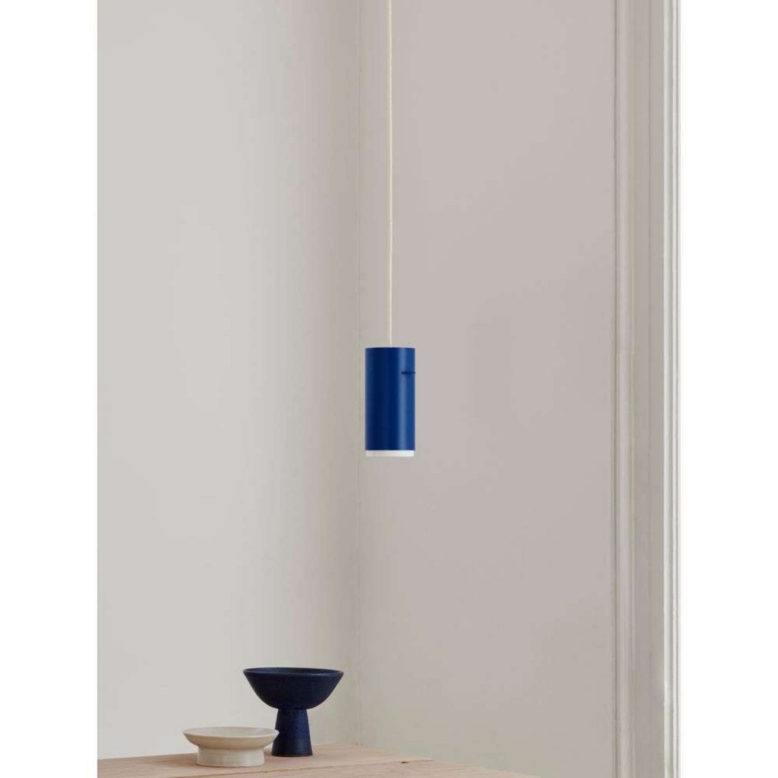 Tube Pendel Small Deep Blue Moebe - Stue - Aluminium