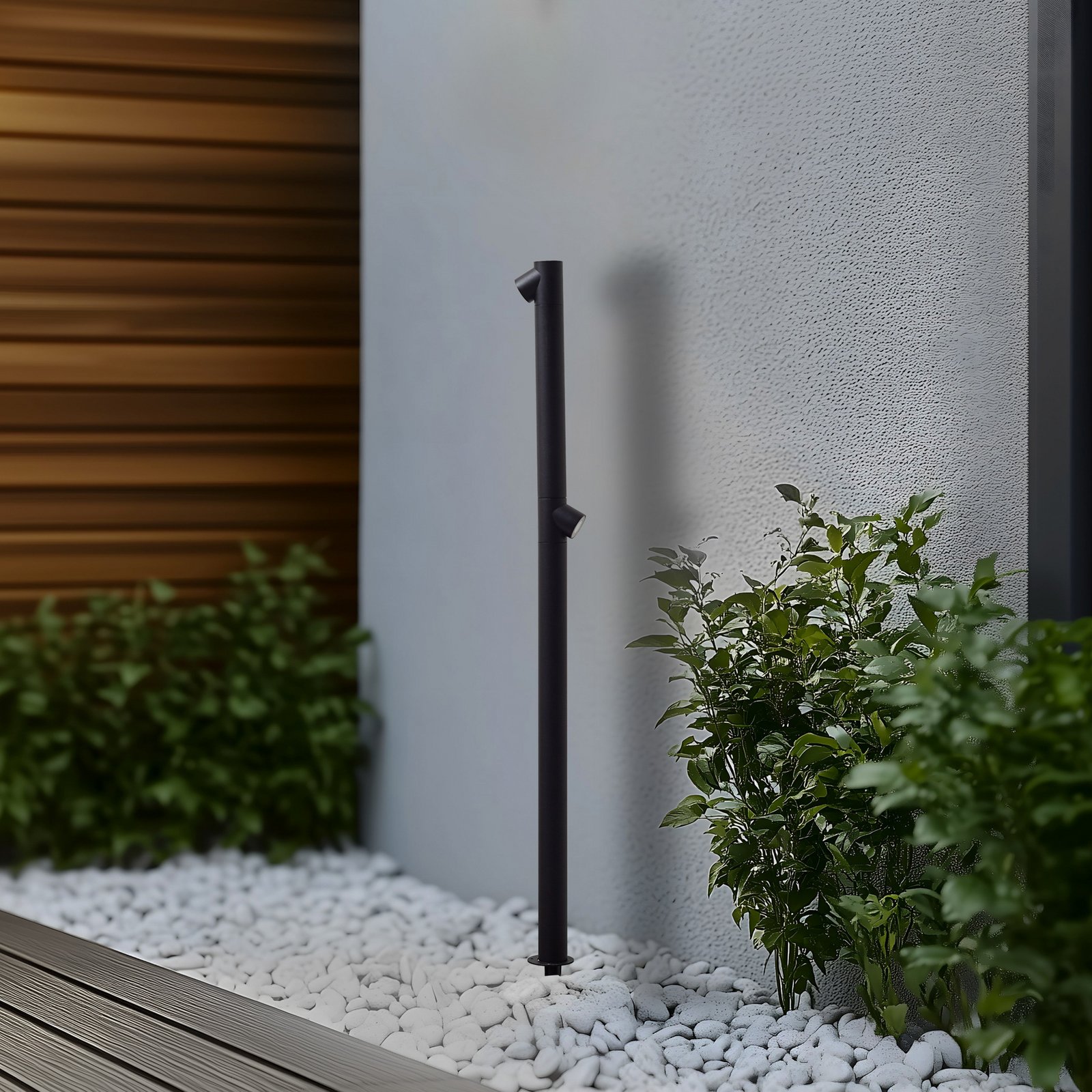 Lindby LED-Wegeleuchte Luzian, Höhe 120cm, schwarz, Erdspieß