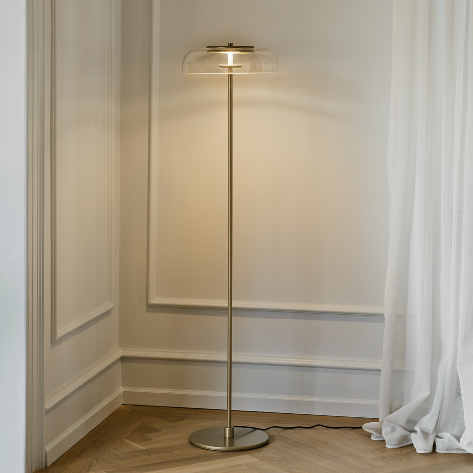 Nuura Blossi LED-golvlampa, guld / mässing från Nuura