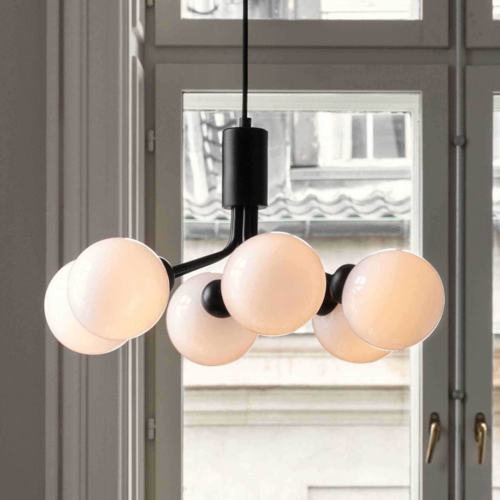 Nuura Aps Suspension Nuura Apiales 6, Ø 50 cm, noir/opale