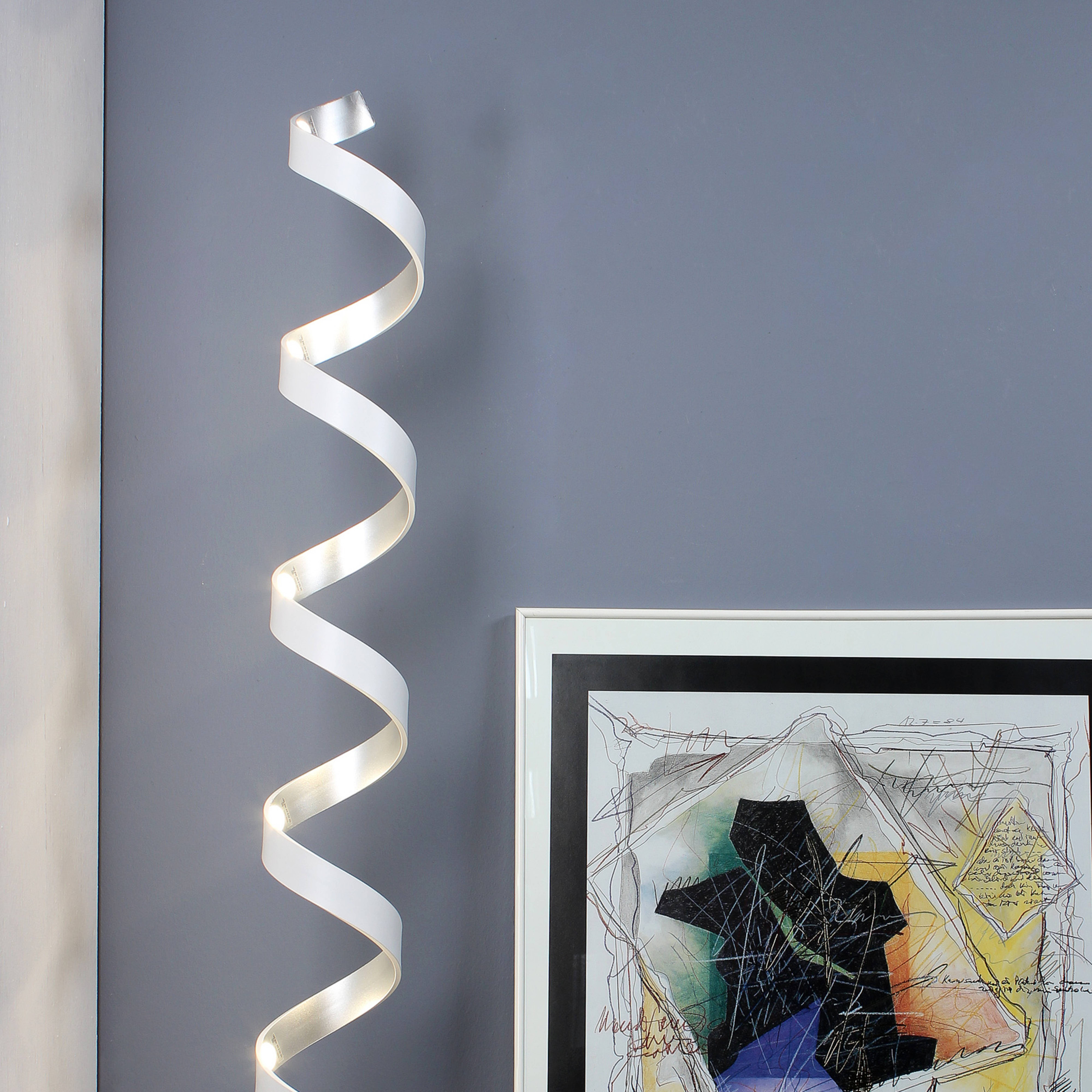 Candeeiro de pé Helix LED, altura 152 cm, branco-prateado