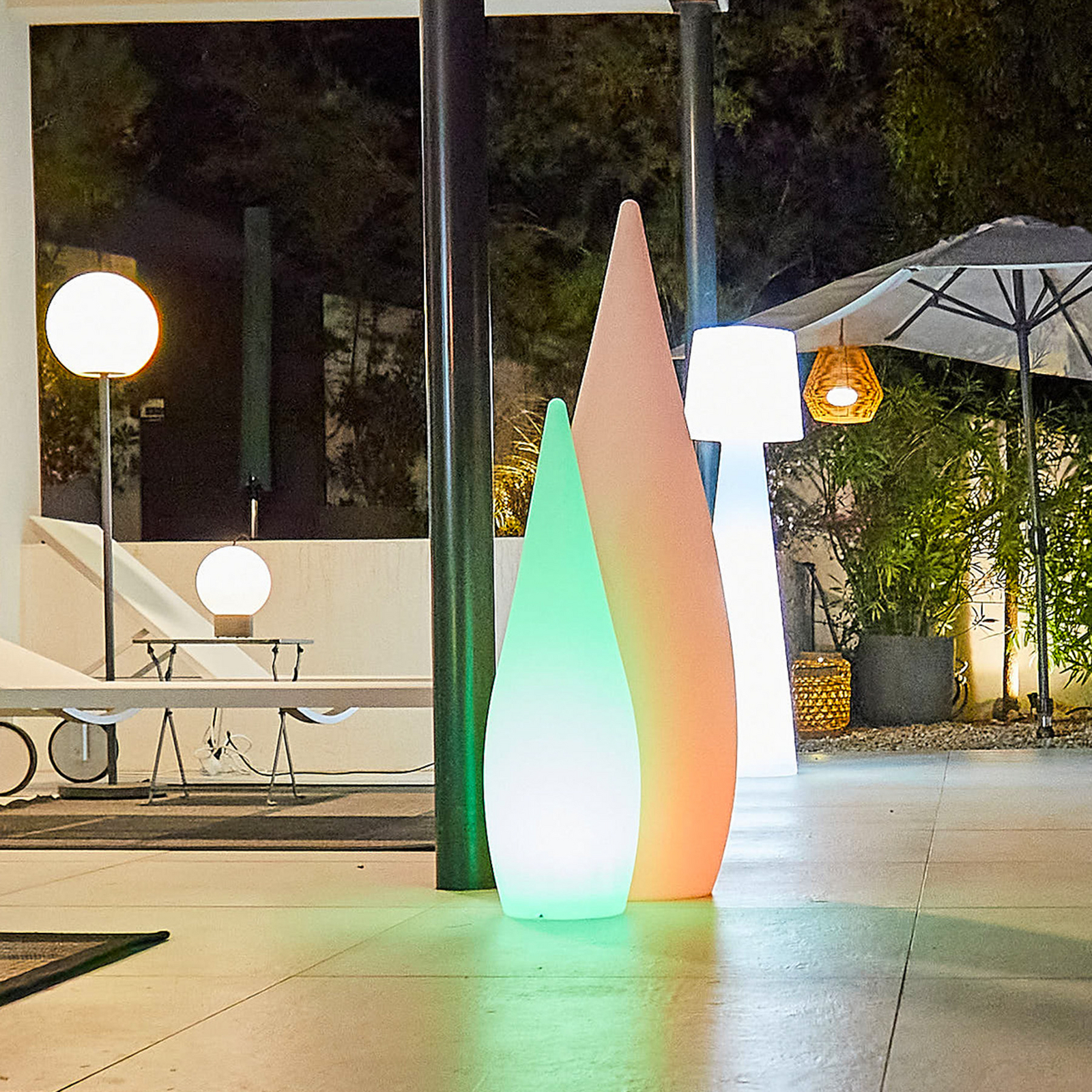 Classy white LED solar patio lamp, height 80 cm, RGBW Classy white LED solar patio lamp, height 80 cm, RGBW