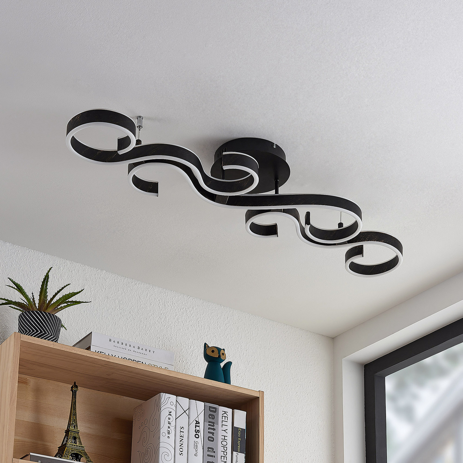 Lucande Admira LED-taklampe, 101 cm svart