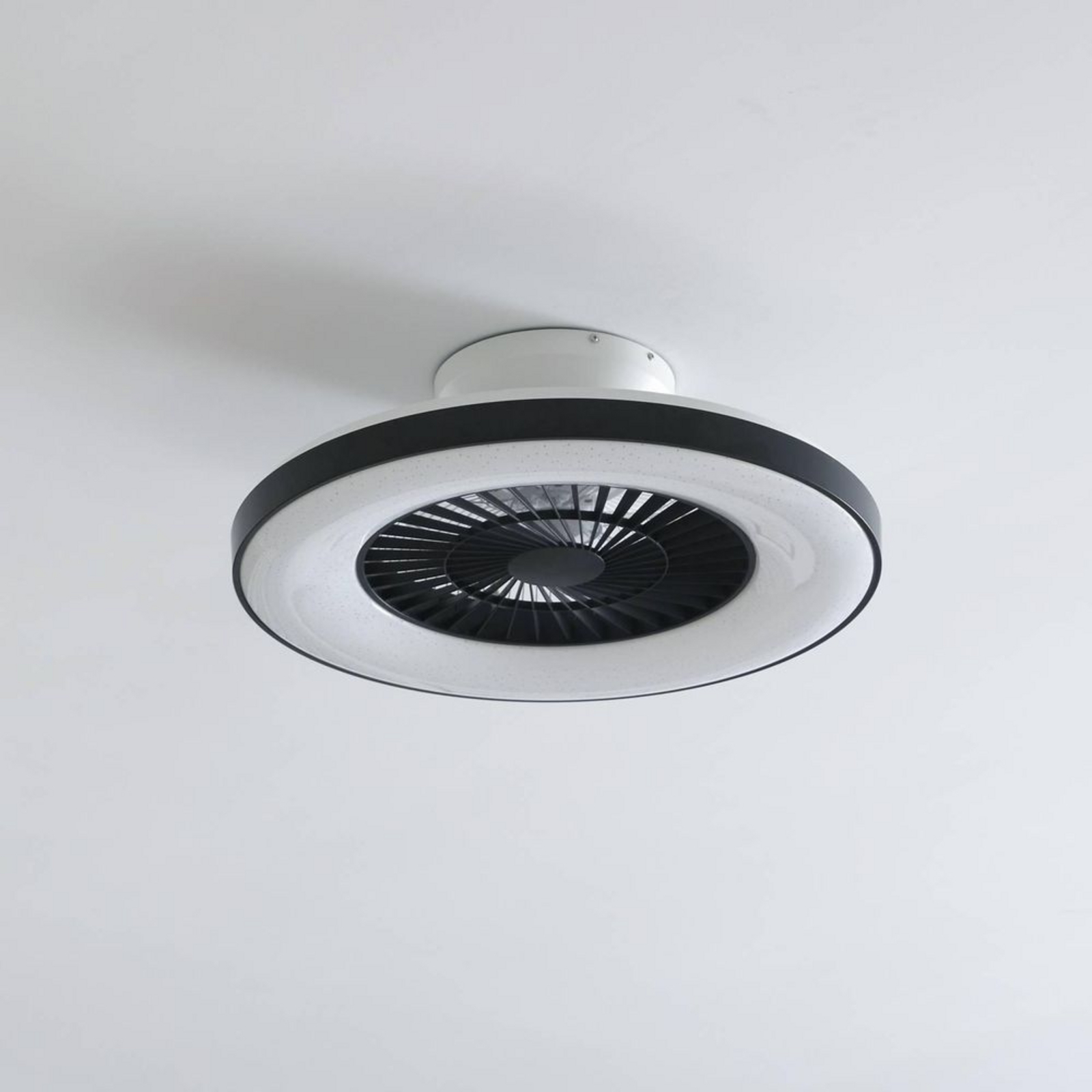 Paavo LED Smart Deckenventilator Schwarz - Lindby