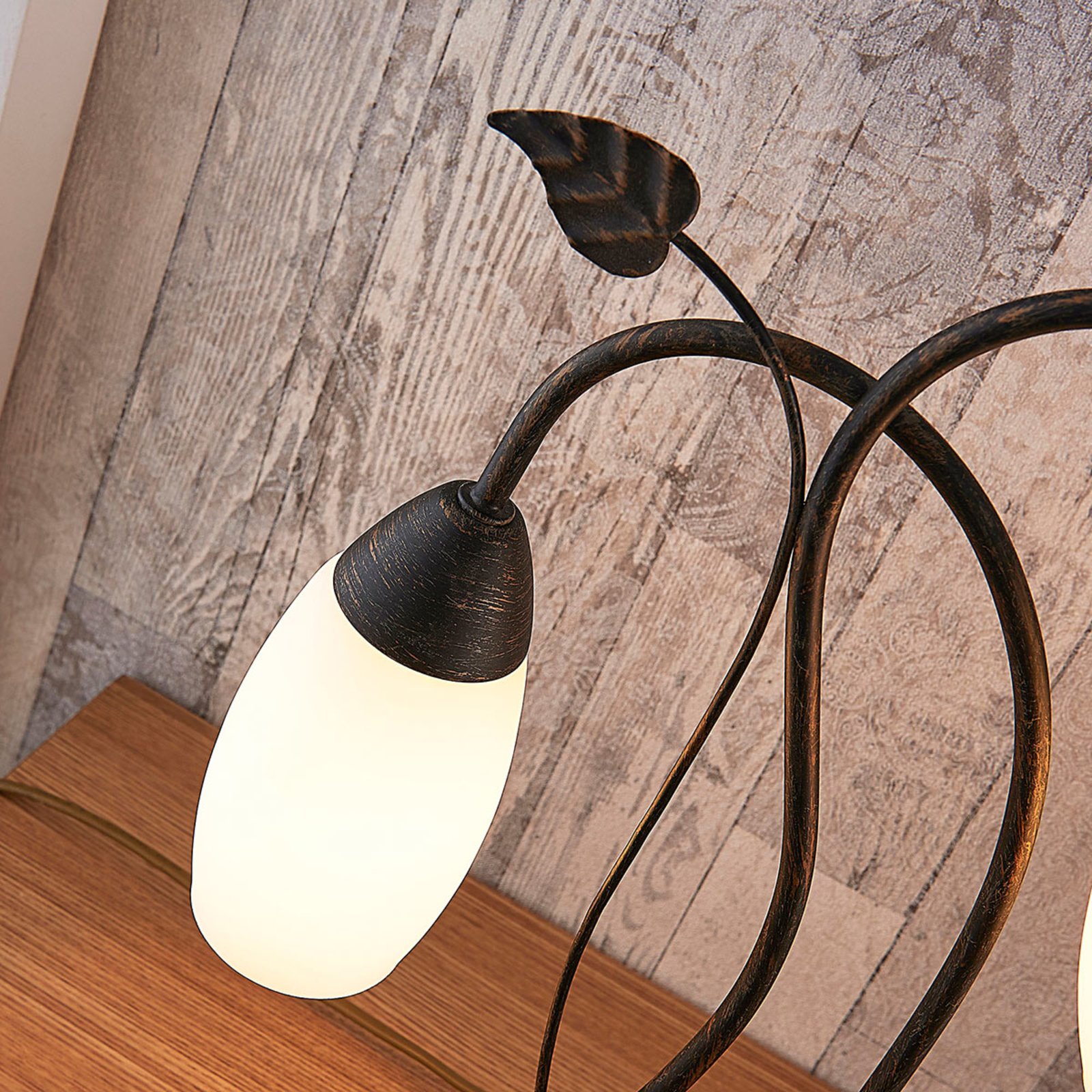 Elegante lámpara de mesa LED Stefania
