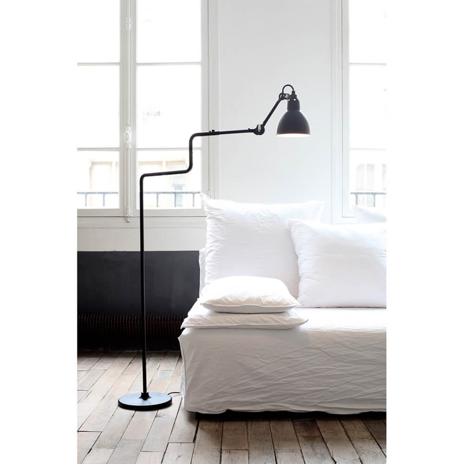 411 Lampadar Black - Lampe Gras