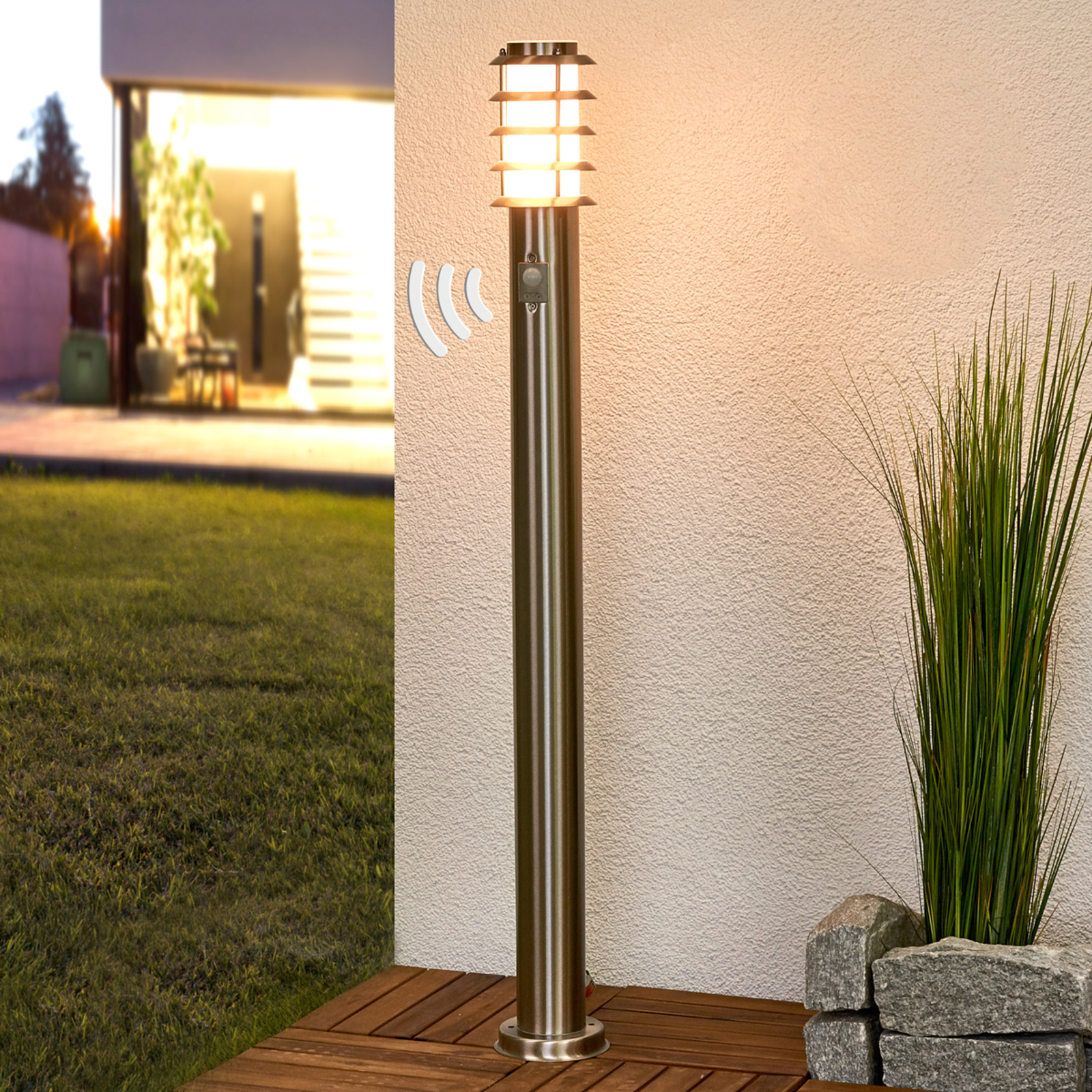 Lindby Sensor path lamp Selina made from stainless steel, stainless steel, polycarbonate, E27, 40 W, energy efficiency: A++, H: 110 cm