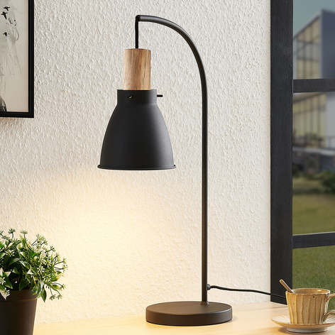 Lindby Trebale bordlampe med tredetalj