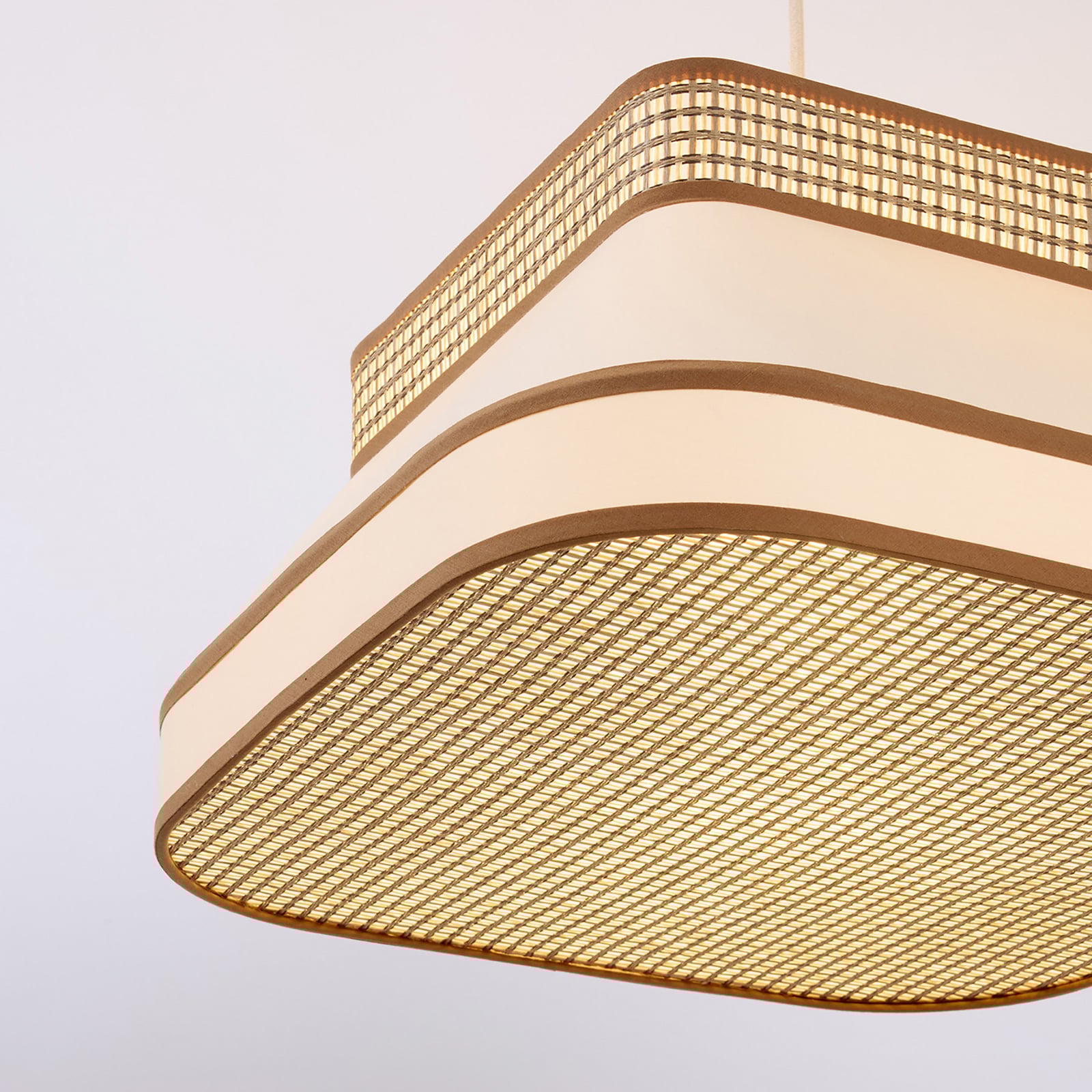 MARKET SET piekaramā lampa Square, 48 x 48 cm, krēmkrāsā, tekstils, E27 MARKET SET piekaramā lampa Square, 48 x 48 cm, krēmkrāsā, tekstils, E27