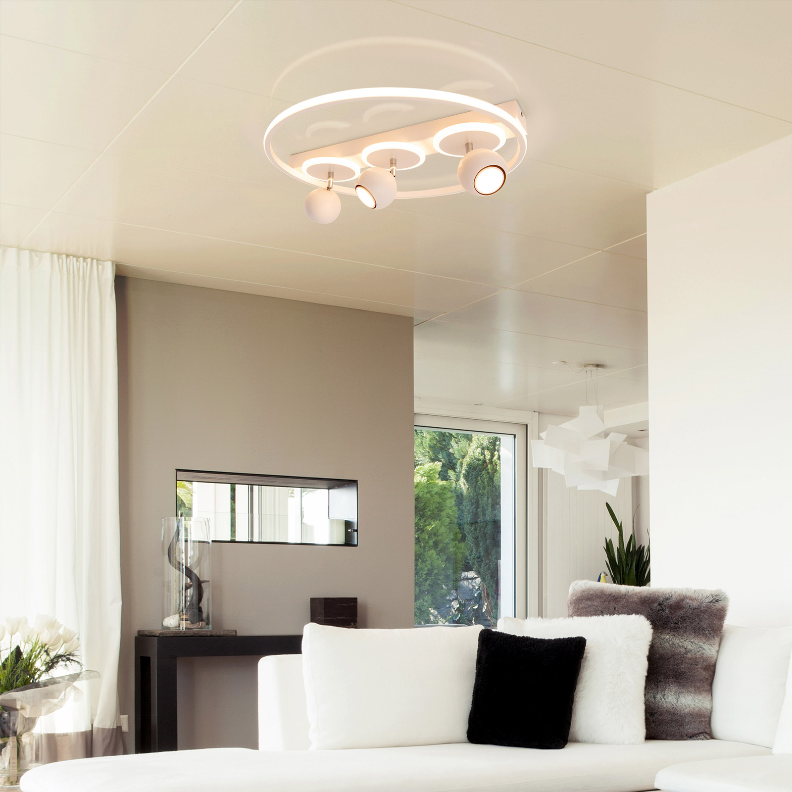 Ronda LED ceiling light, white, three-bulb