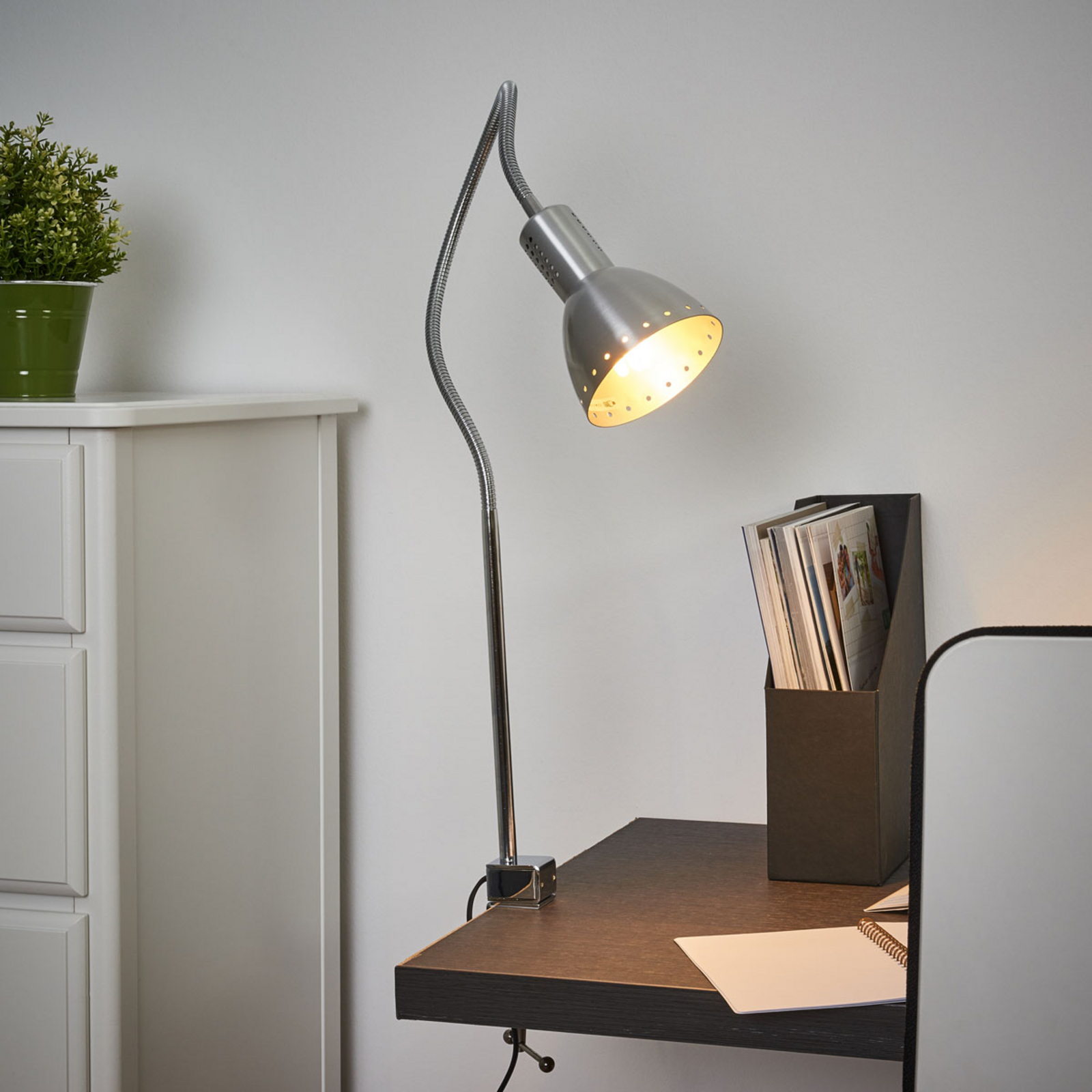 Fischer & Honsel Pitt 3 desk lamp, for Workroom / Office, metal, E27, 11 W, energy efficiency: A++, H: 100 cm